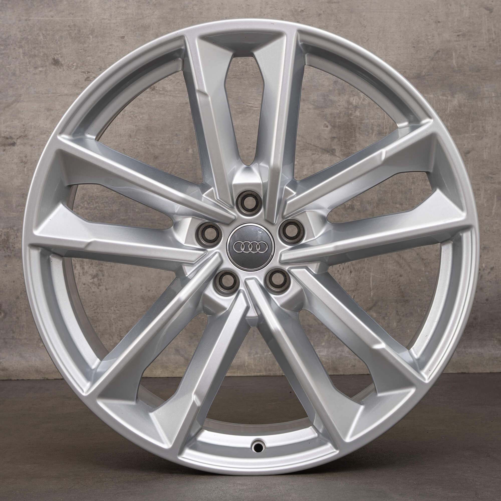 Original Audi A7 S7 RS7 A8 Felgen 21 Zoll 4G D4 4G8601025AQ silber