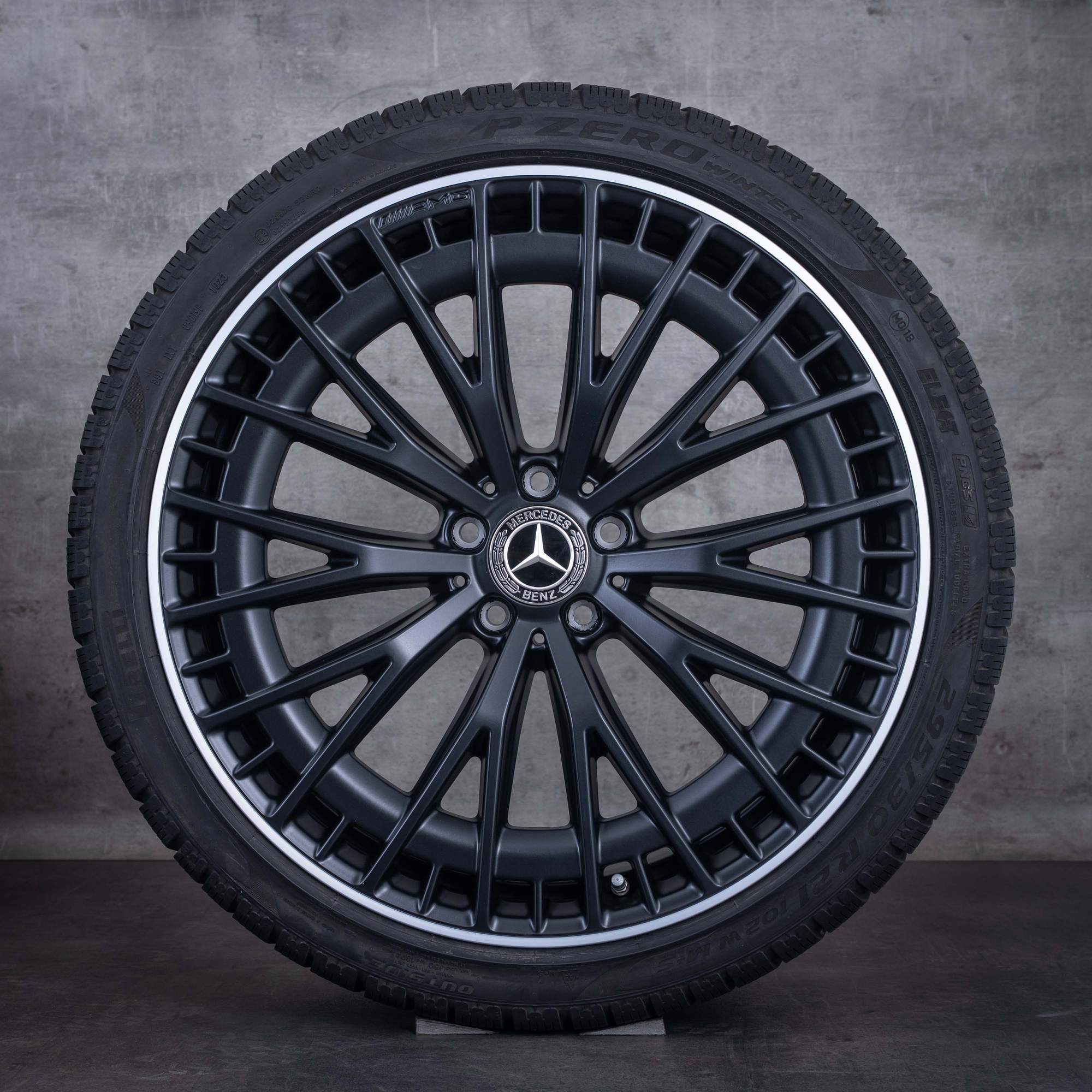 Roues hiver d'origine Mercedes-Benz EQE 43 53 AMG 21 pouces V295 4Matic références A2954012900 A2954013000 noir mat avec jantes diamantées