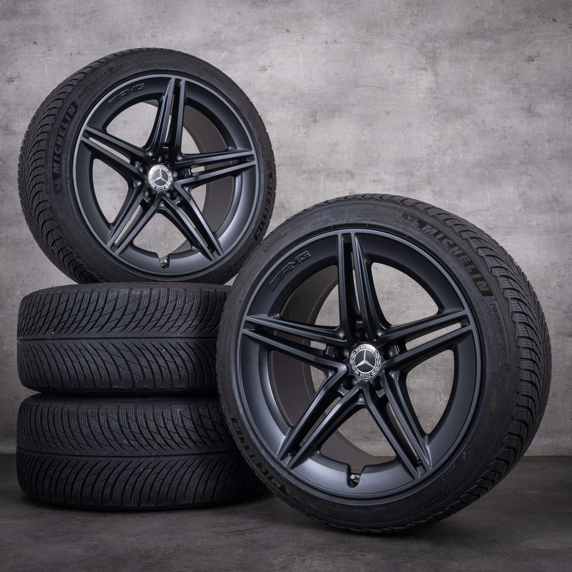 Originální zimní kola Mercedes-Benz AMG GT 43 53 63 63S 20 palců disky X290 A2904010400 A2904010500 matná černá