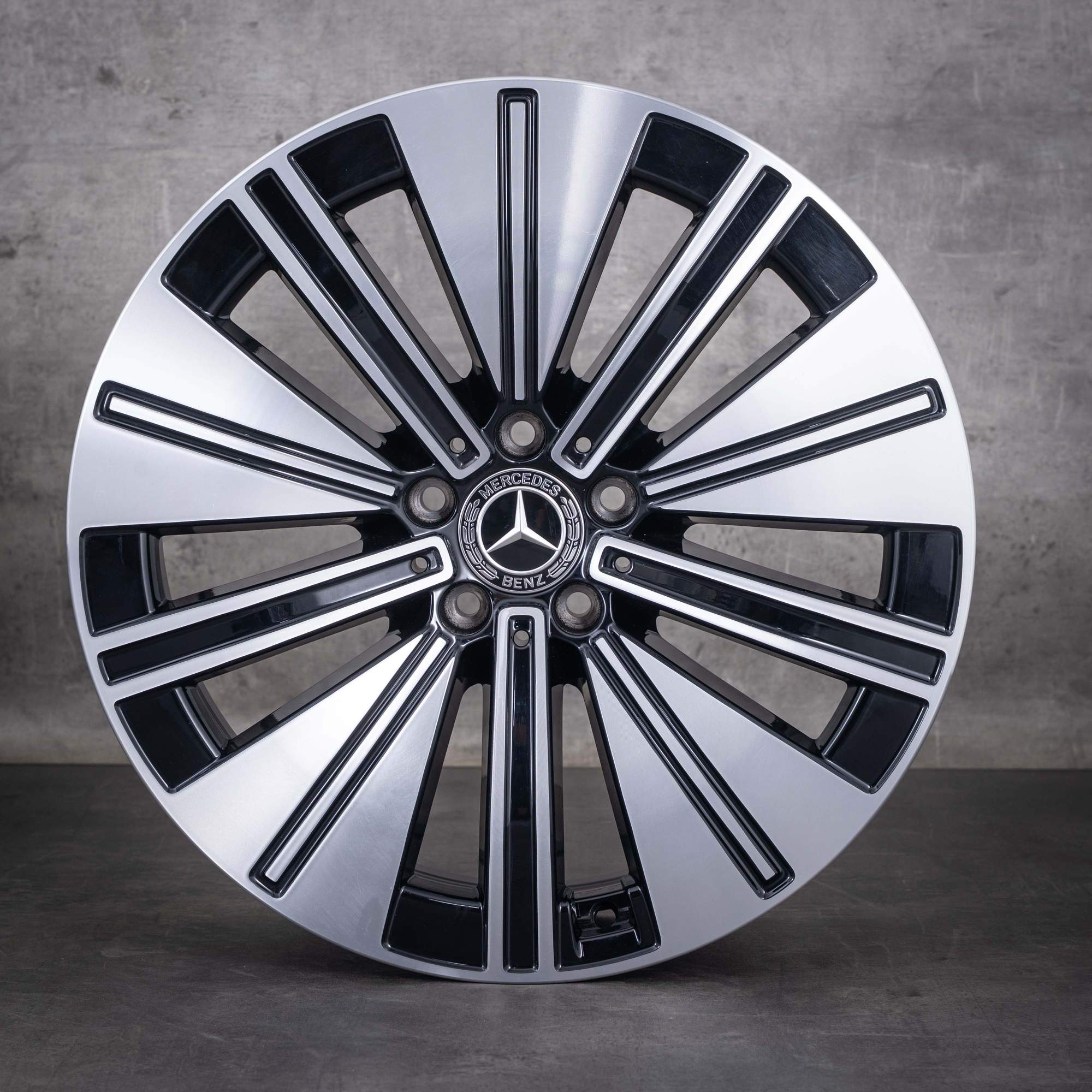 OEM Mercedes-Benz EQS 19inch V297 A2974010600 rims Black diamond cut