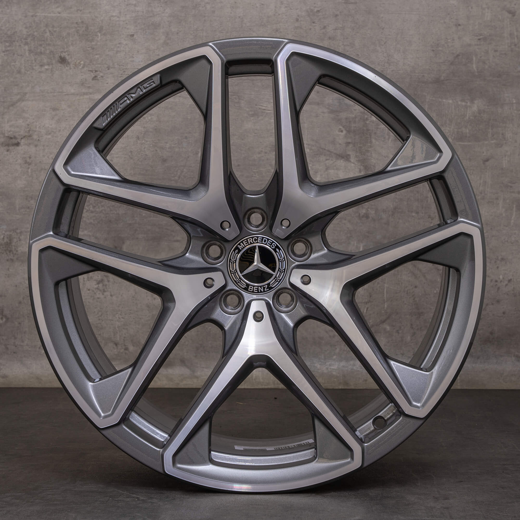 Alkuperäiset Mercedes Benz GLC 63 & S AMG vanteet 20 tuumaa X253 C253 A2534013600 himalajanharmaa kiillotettu