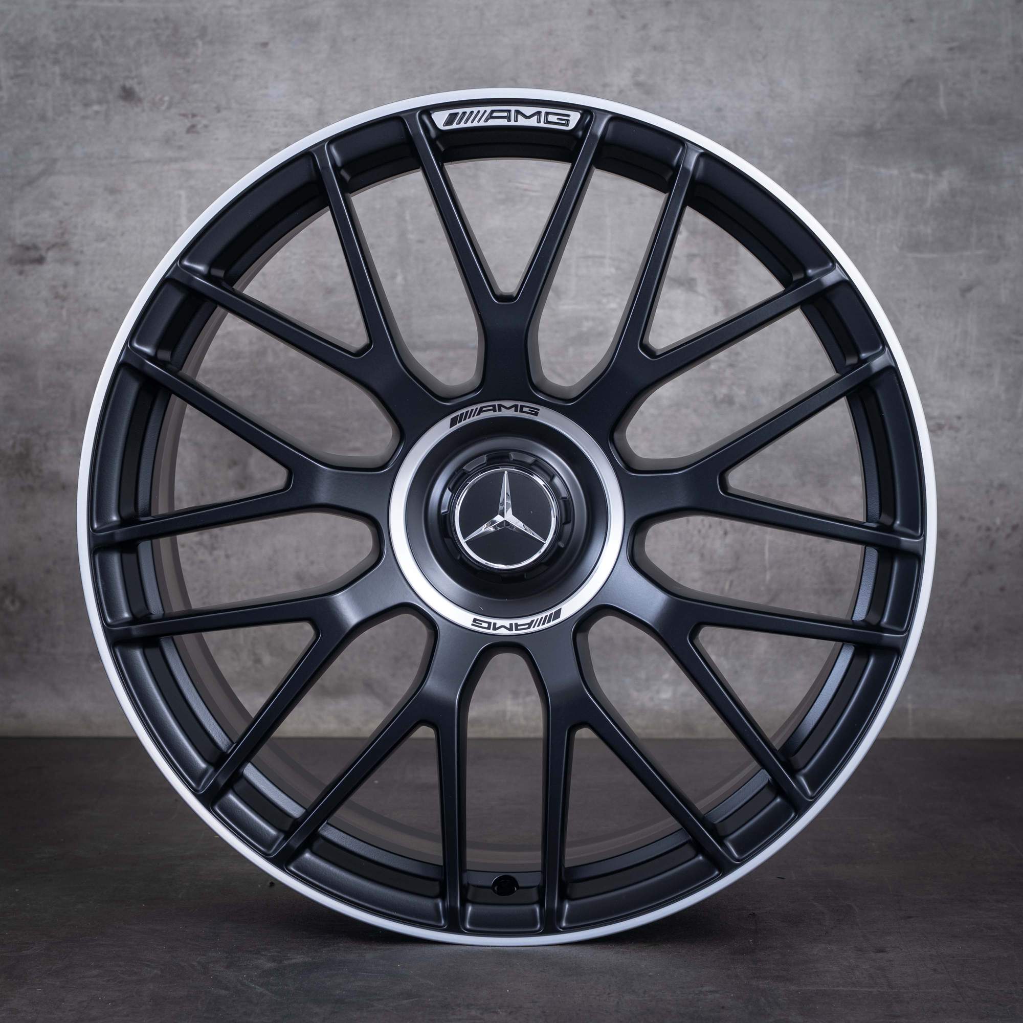 Jante originale Mercedes-Benz Clasa C C63 & S AMG de 19 inci W205 S205 A2054011700 A2054011800 negru mat diamantate NOI
