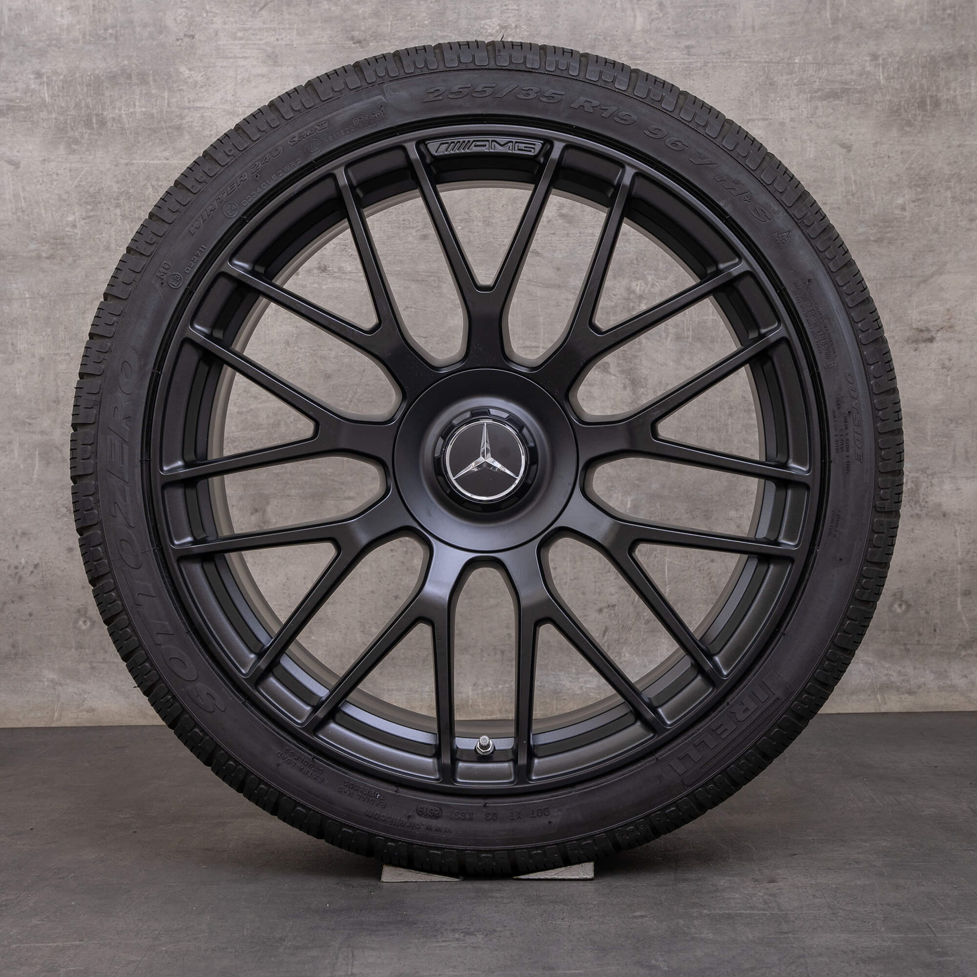 Original AMG Mercedes Benz C63 & S Winterräder 19 Zoll C205 A205 Felgen A2054015900 A2054016000 schwarz matt