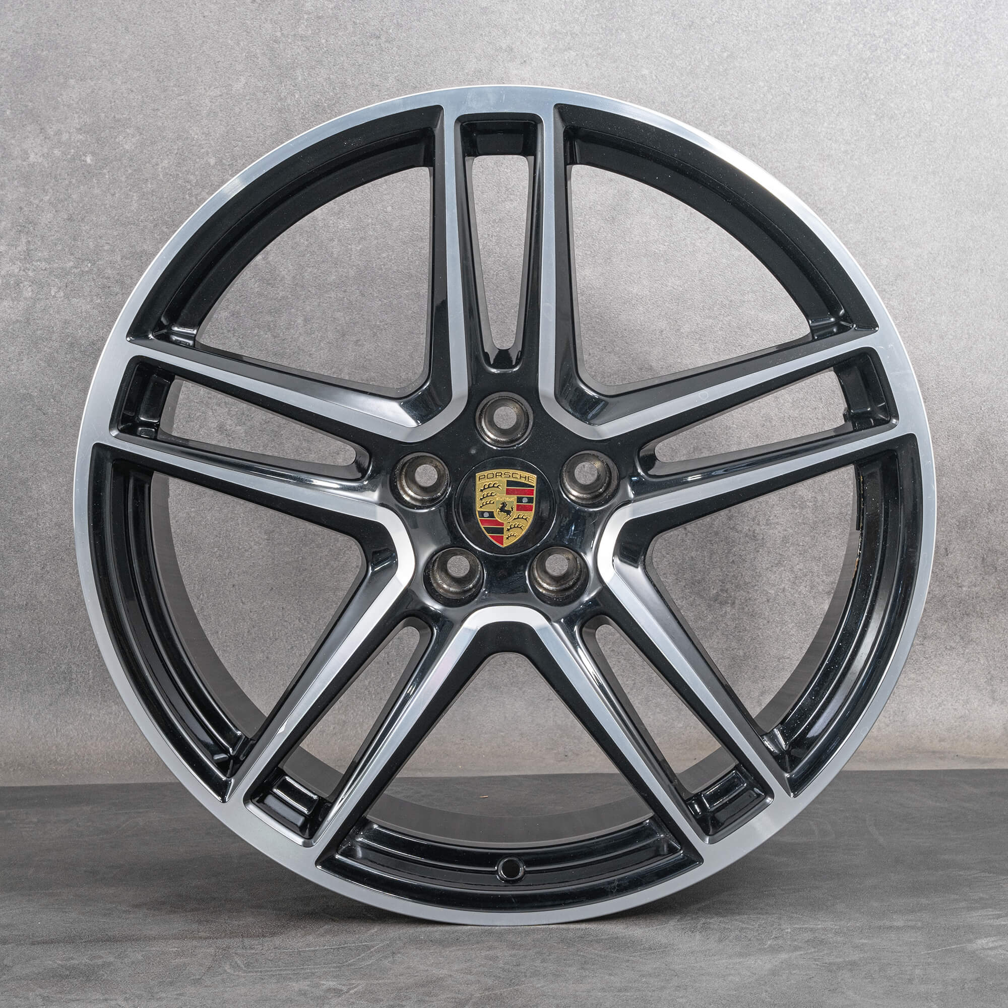1x originele Porsche 20 inch Macan aluminium velg 9J x ET E26 95B601025DG 041