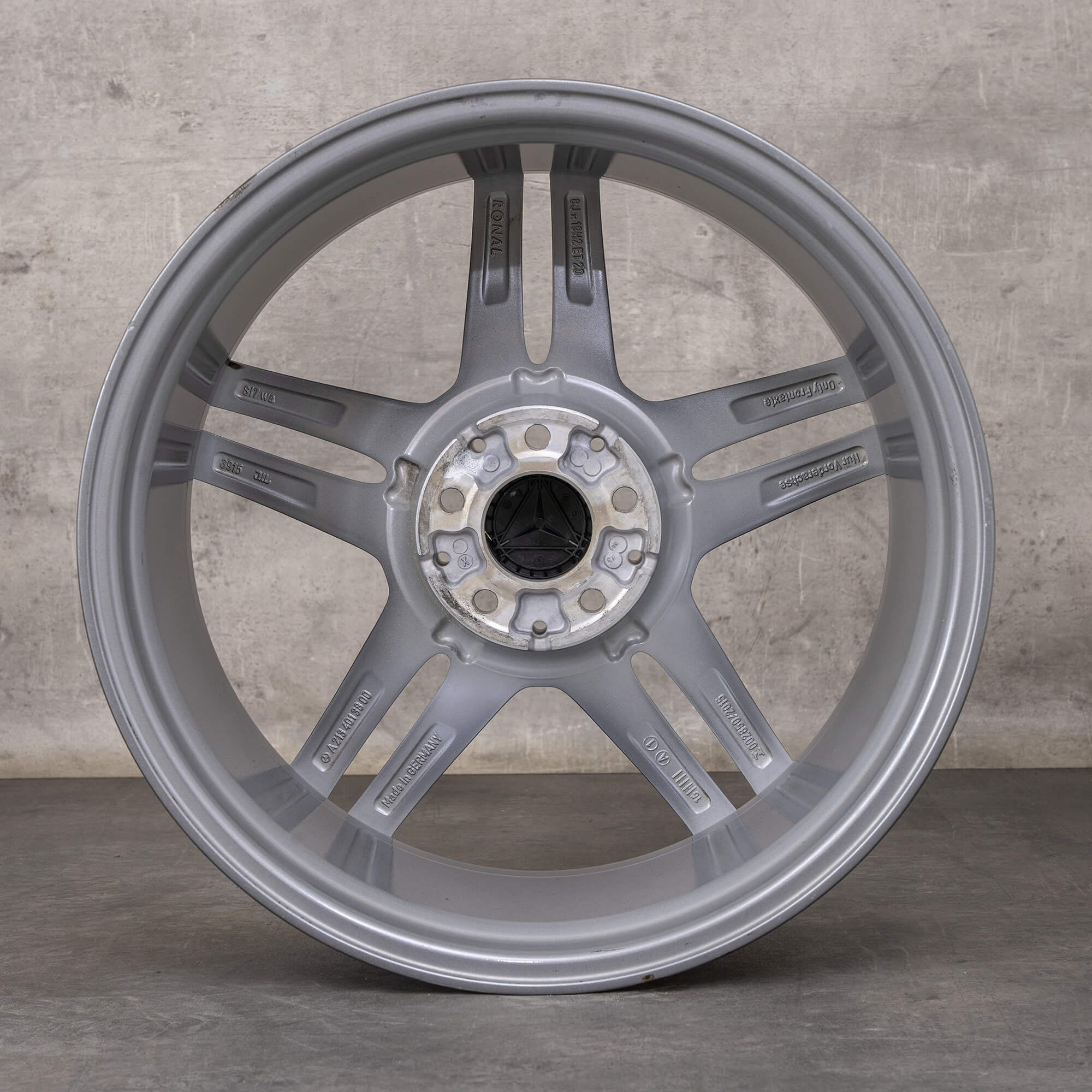 OEM Mercedes Benz E-Class E53 AMG Rim 19 inch W213 S213 C238 A238 A2134013800 himalaya gray glossy turned