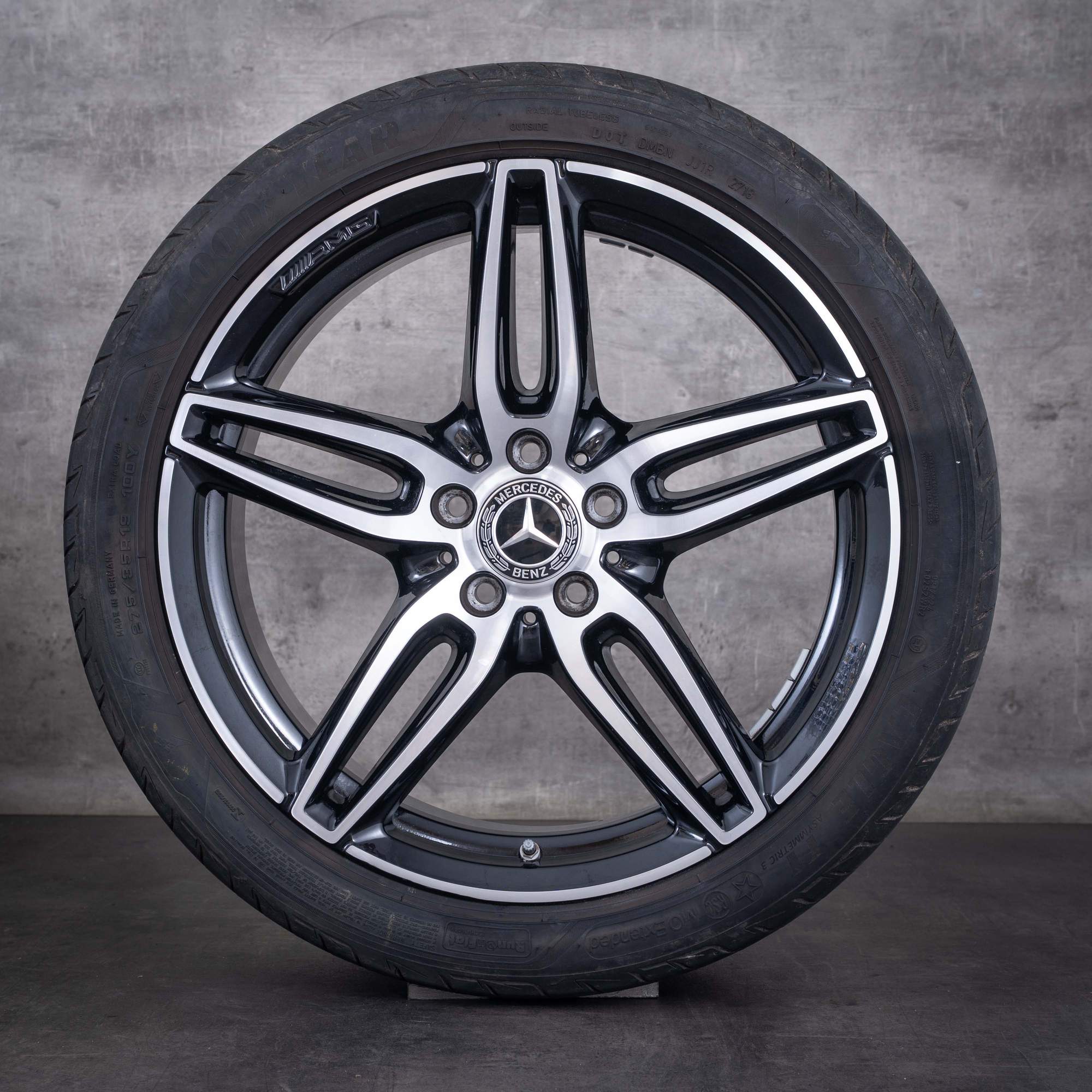 Original Mercedes Benz E-Klasse AMG Winterräder 19 Zoll W213 S213 C238 A238 Felgen A2134012000 A2134012100 schwarz front glanzgedreht
