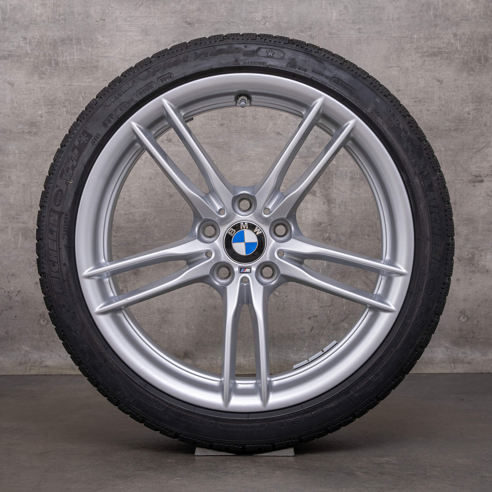 OEM BMW M3 M4 winter wheels 19 inch F80 F82 F83 rims styling 641 M