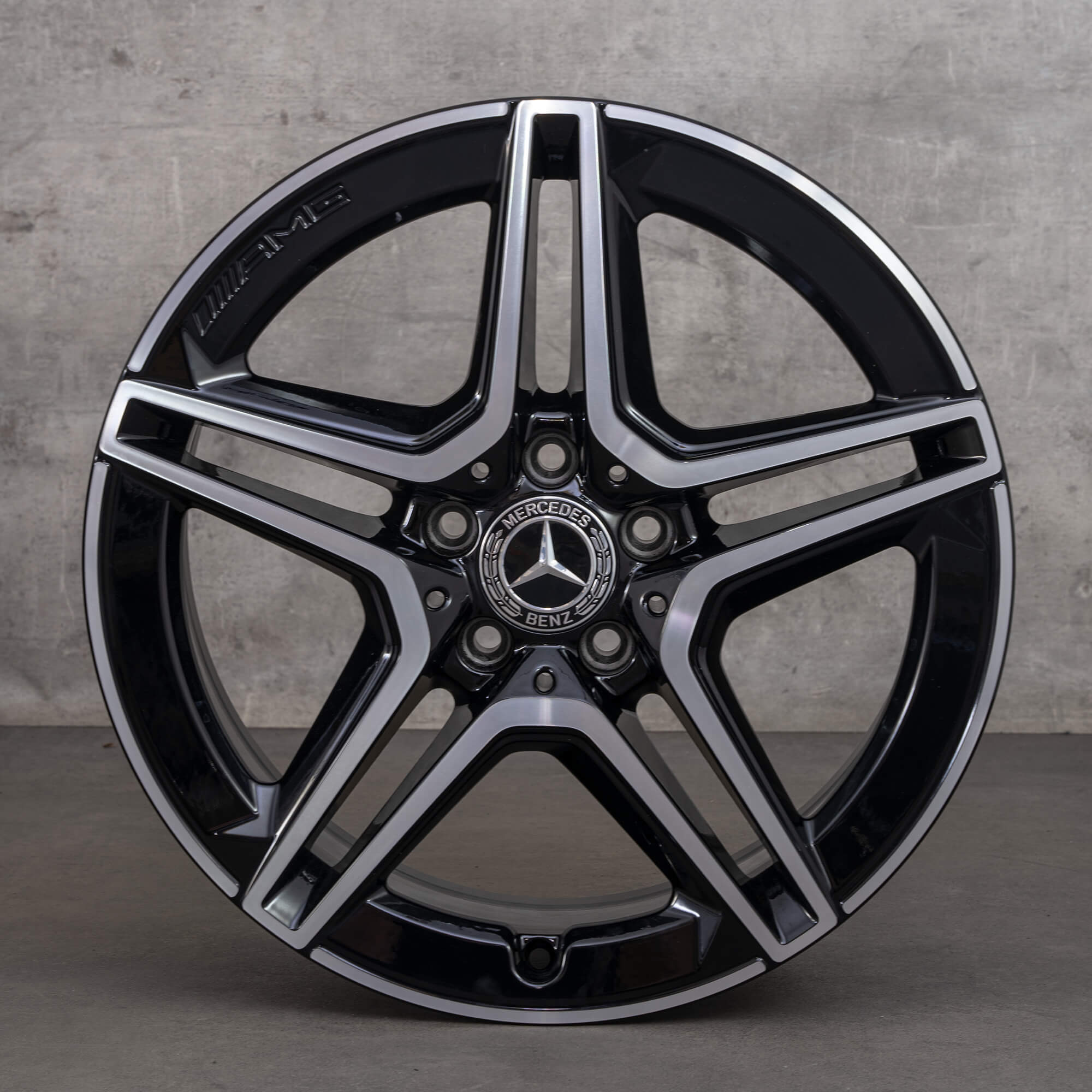 Alkuperäiset Mercedes Benz A-sarjan A35 AMG vanteet 18 tuuman W177 A1774014000 musta Kiillotettu UUSI