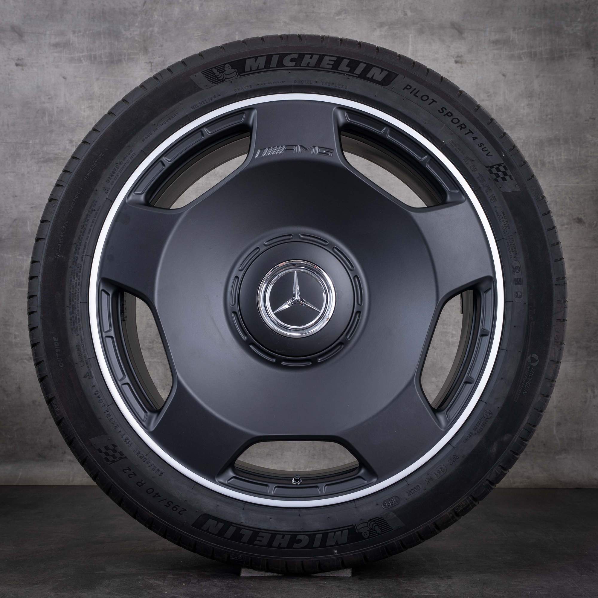 OEM Mercedes-Benz G-Class G63 AMG 22-inch W463 W465 summer wheels, Monoblock A4634014100, Matte Black, diamond cut