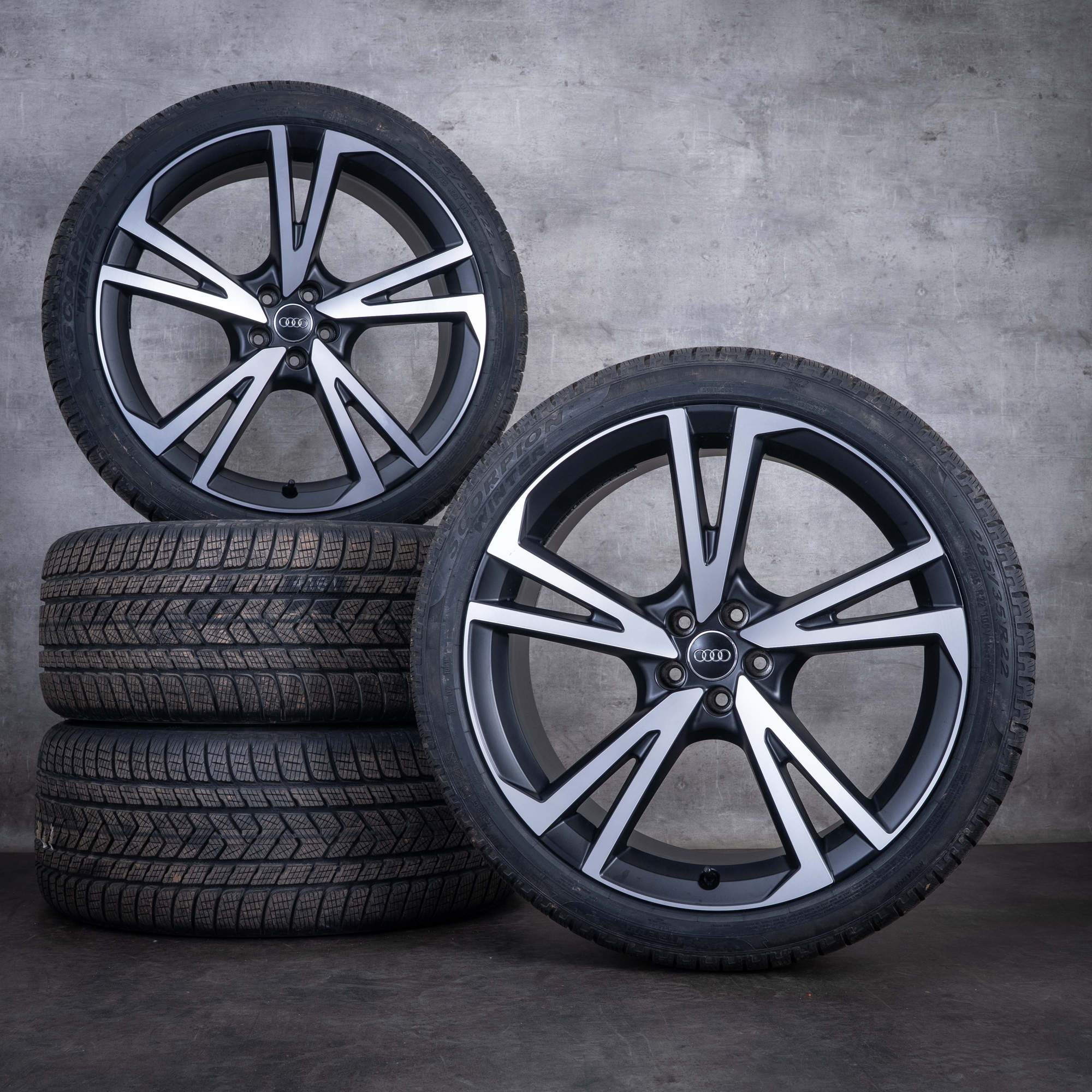 Original Audi Q7 SQ7 Winterräder 22 Zoll 4M Felgen Falx Design 4M0601025BT schwarz matt front glanzgedreht