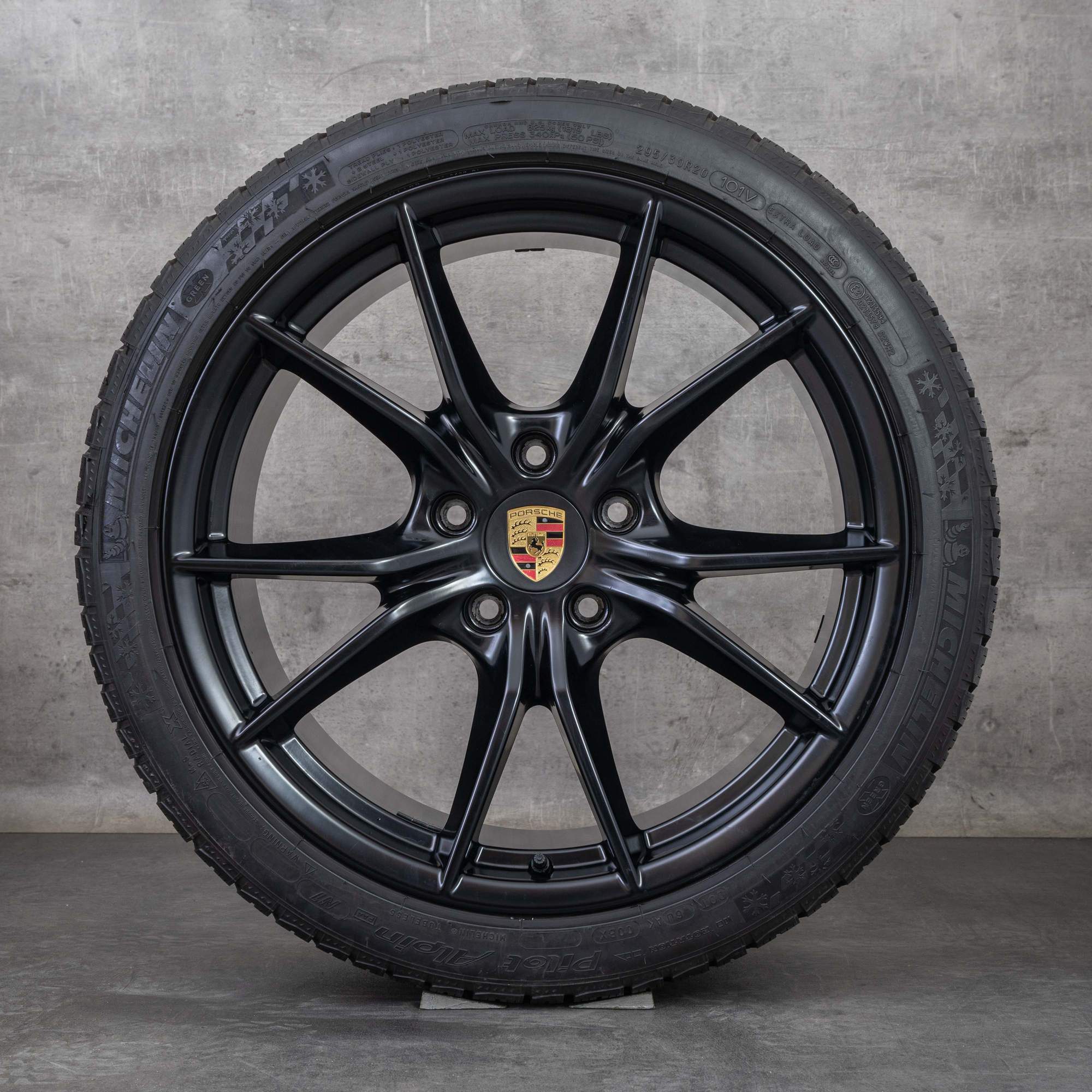 Oryginalne koła zimowe Porsche 911 20 cali 991 II Carrera 4 & S GTS Felgi 99136271000 99136276003 czarny mat