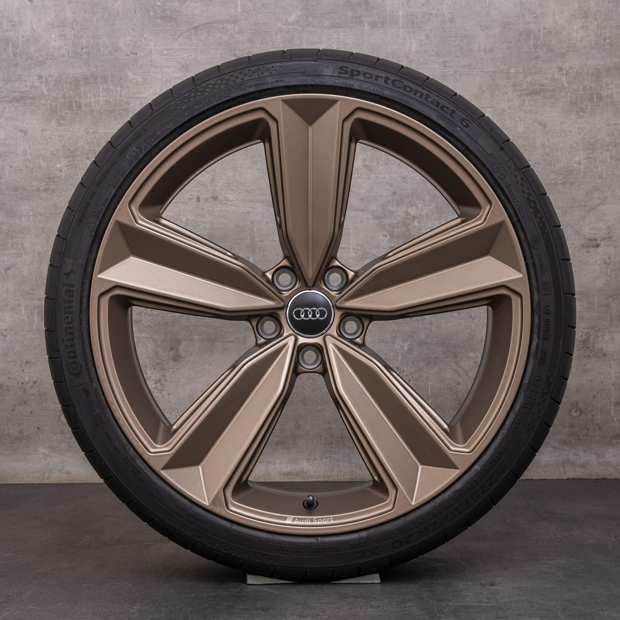 Oryginalne koła zimowe Audi RS4 RS5 20 cali B9 8W F5 Felgi 8W0601025CS Peak brązowo-złote