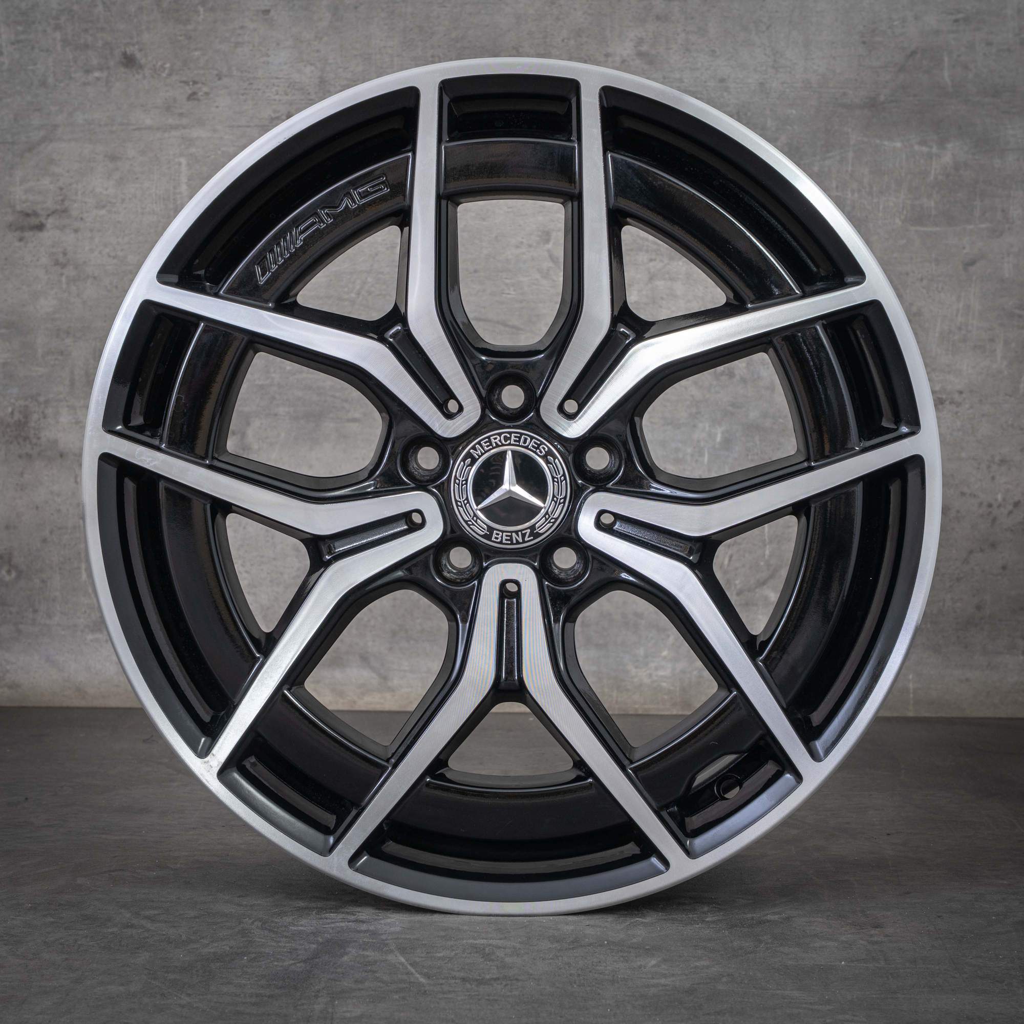 Alkuperäiset Mercedes Benz E-sarjan AMG-vanteet 19 tuuman W213 S213 C238 A238 A2134016500 musta kiillotettu