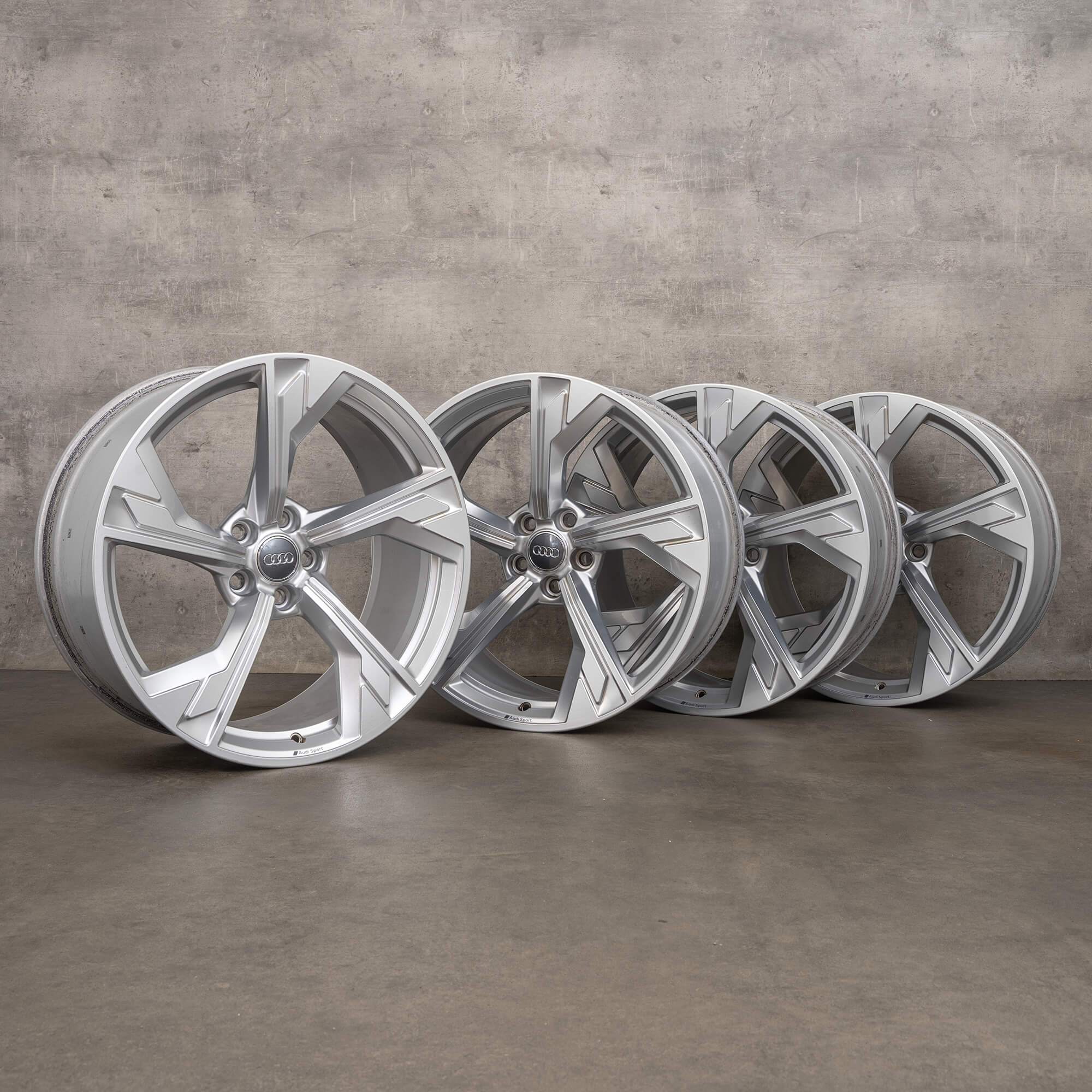 Original Audi RS4 B9 RS5 F5 20 Zoll 8W0601025DT Felgen silber Alufelgen 9,0x20 ET22