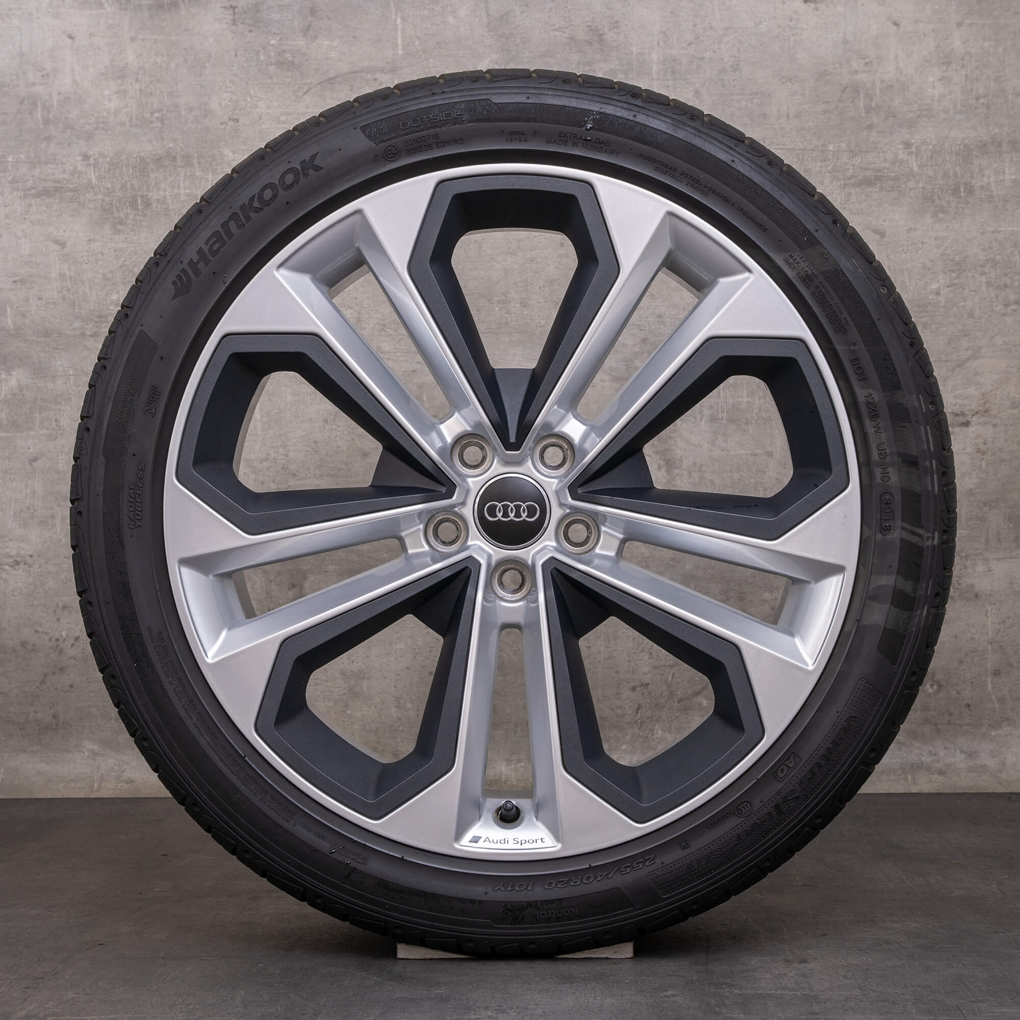 Original Audi Q3 RS & Sportback fälgar 20 tum F3 sommarhjul 83A601025E siber gloss titan matt