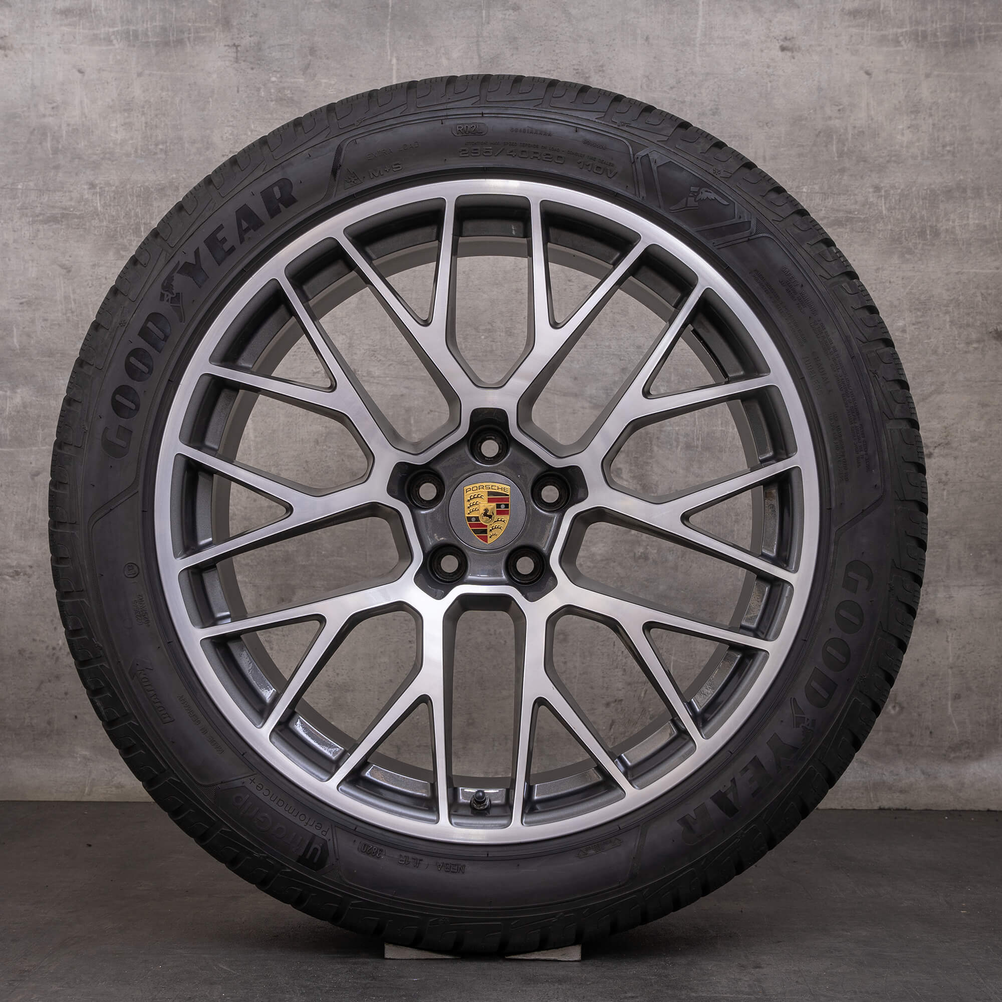 Anvelope de iarnă originale Porsche Macan I jante 20 inch 95B601025BP 95B601025BQ titan Lucios