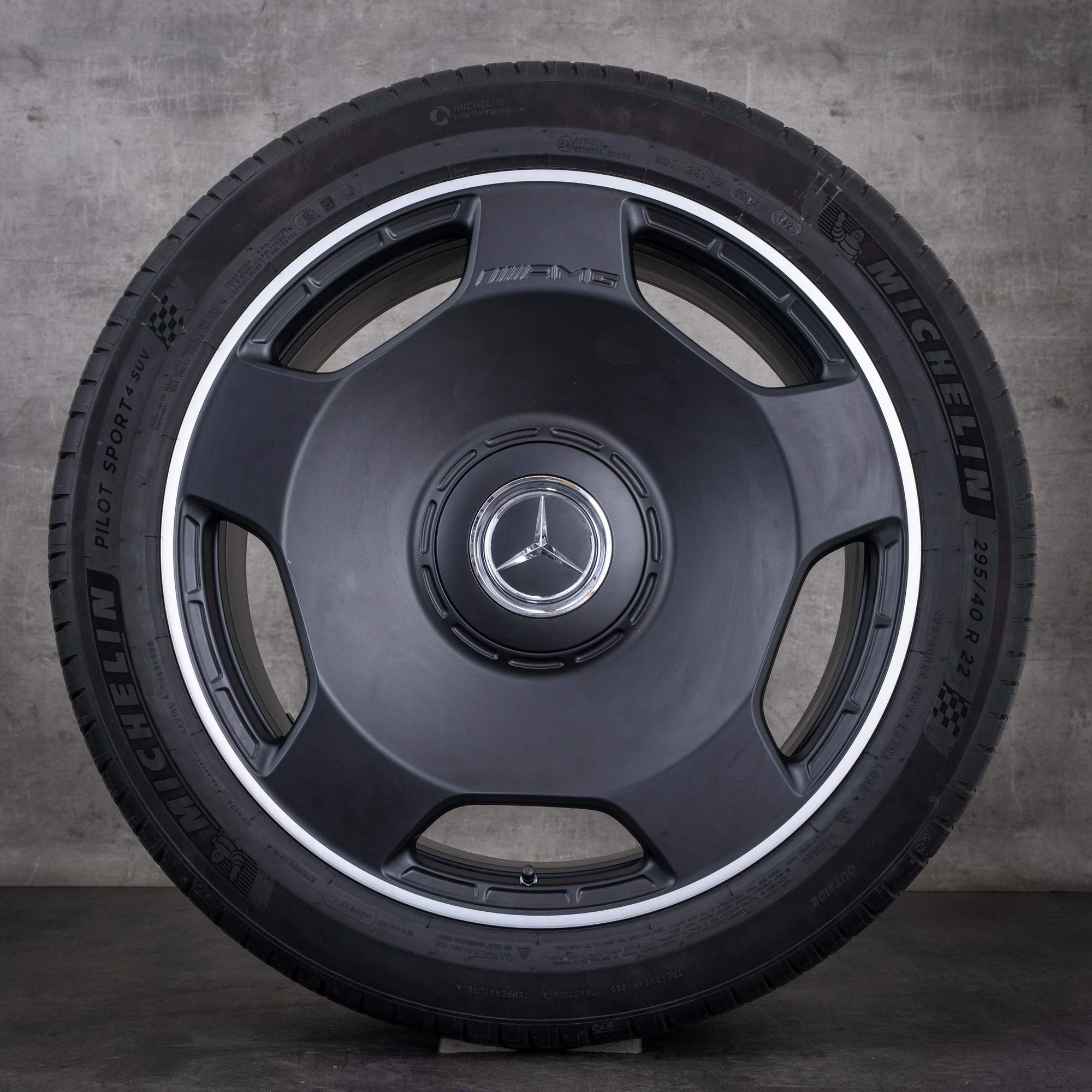 OEM Mercedes-Benz G-Class G63 AMG 22-inch W463 W465 summer wheels, Monoblock A4634014100, Matte Black, diamond cut