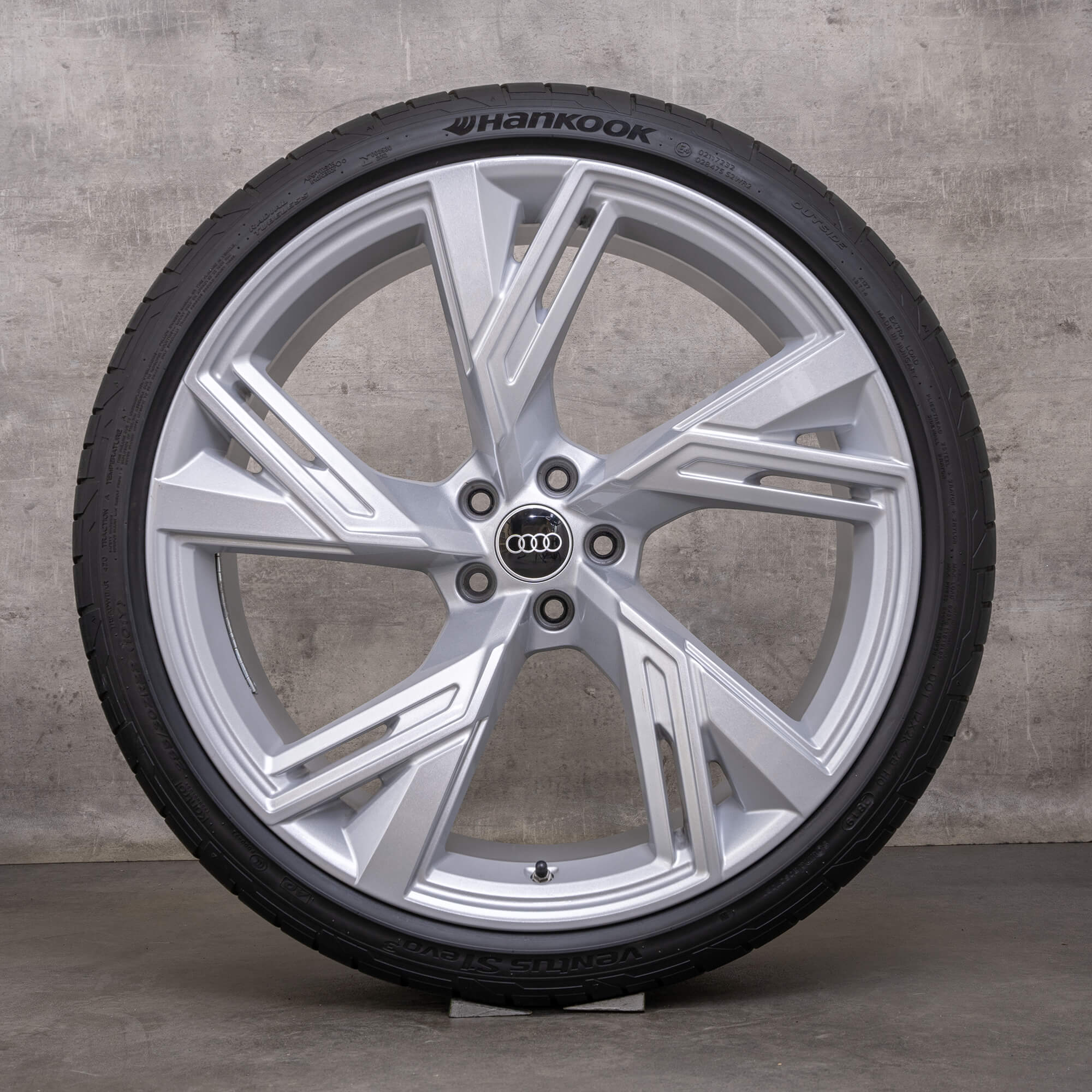 OEM Audi RS6 RS7 rims 22 inch 4K C8 4K0601025R Trapez silver