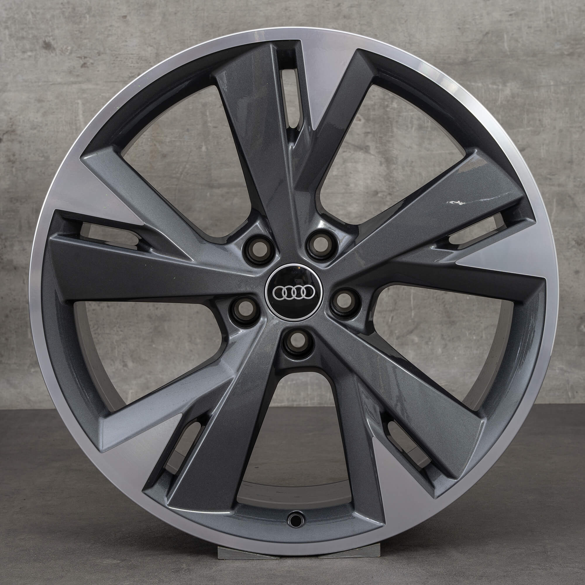 Originale Audi Q4 e-tron felger 20 tommers Sportback aluminiumsfelger 89AQ6901025AR 89A601025AS grafittgrå blanke snudd NY