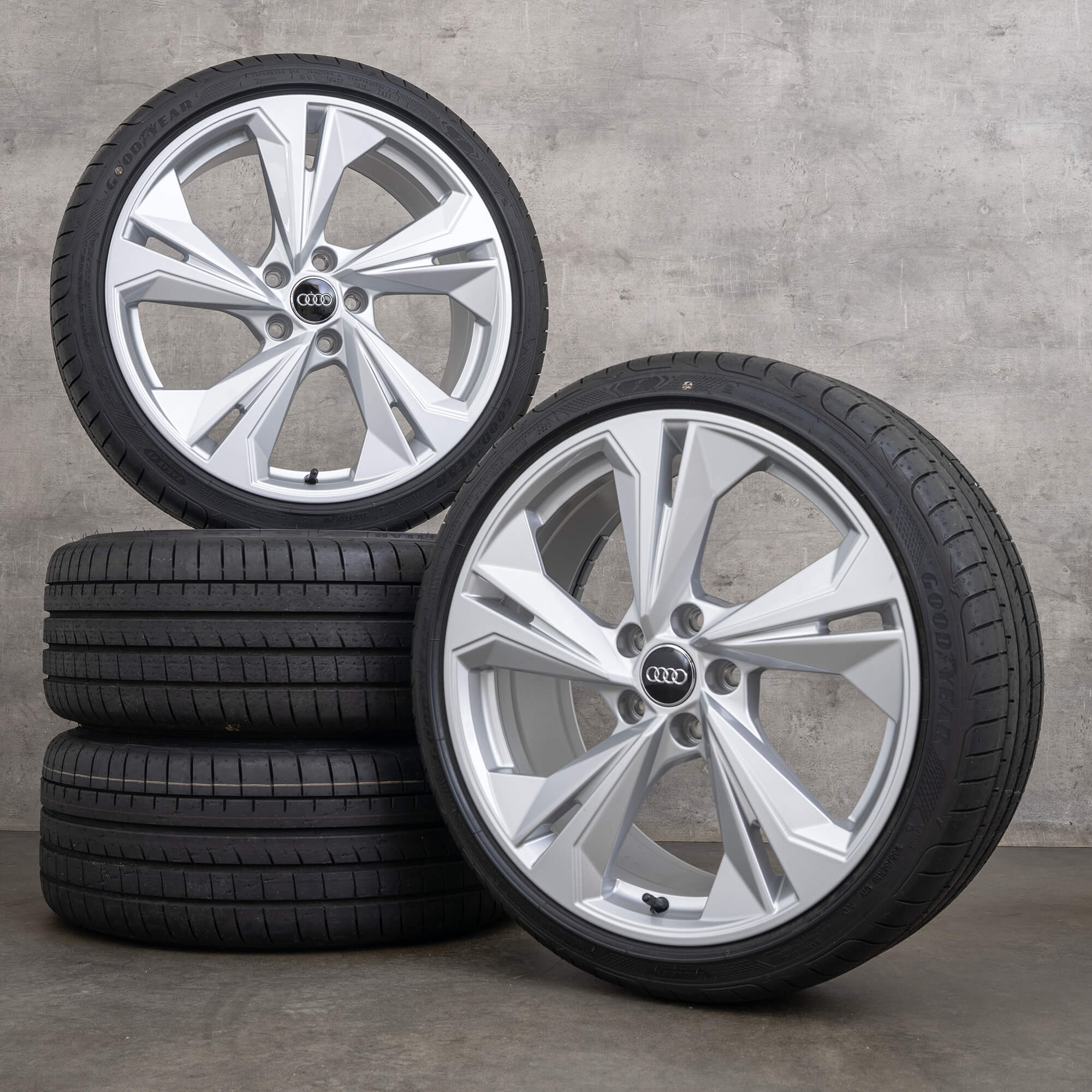 Audi A3 S3 8Y summer wheels 19 inch rims tires 8Y0601025K