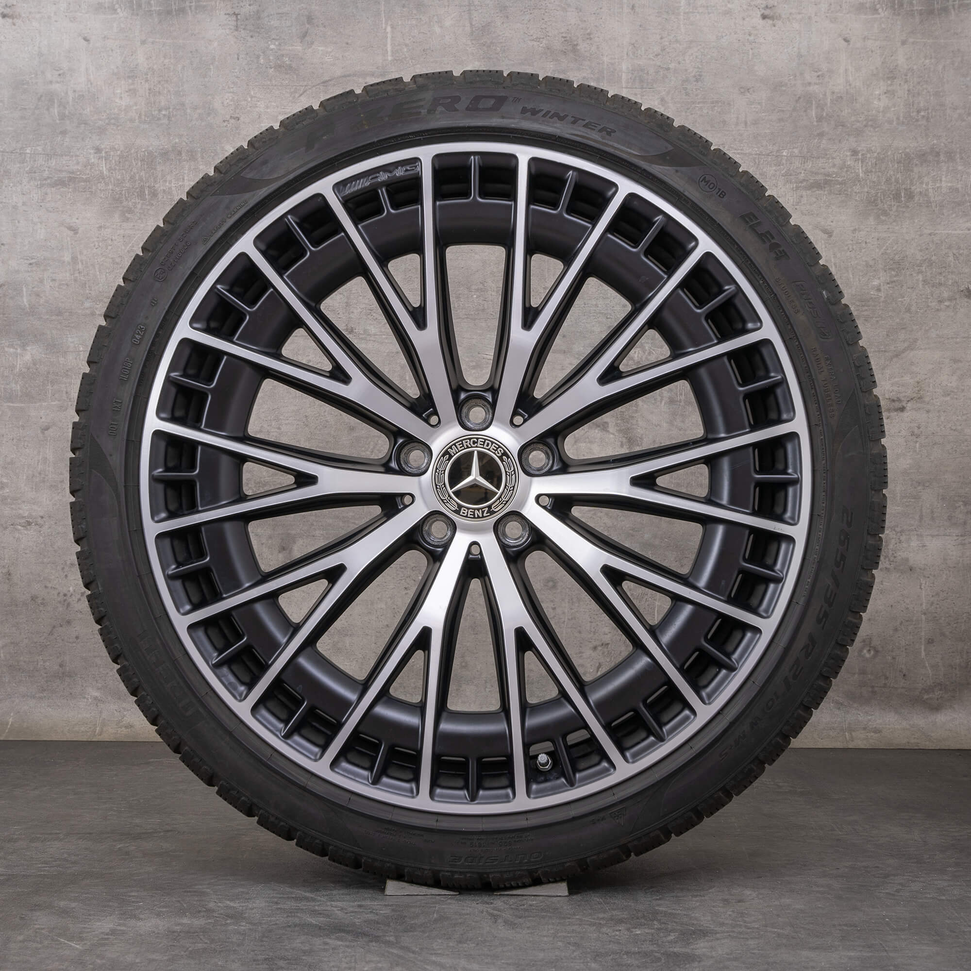 Oryginalne koła zimowe Mercedes Benz EQE 43 53 AMG 21 cali V295 4Matic Felgi A2954012900 A2954013000 czarny mat Polerowane