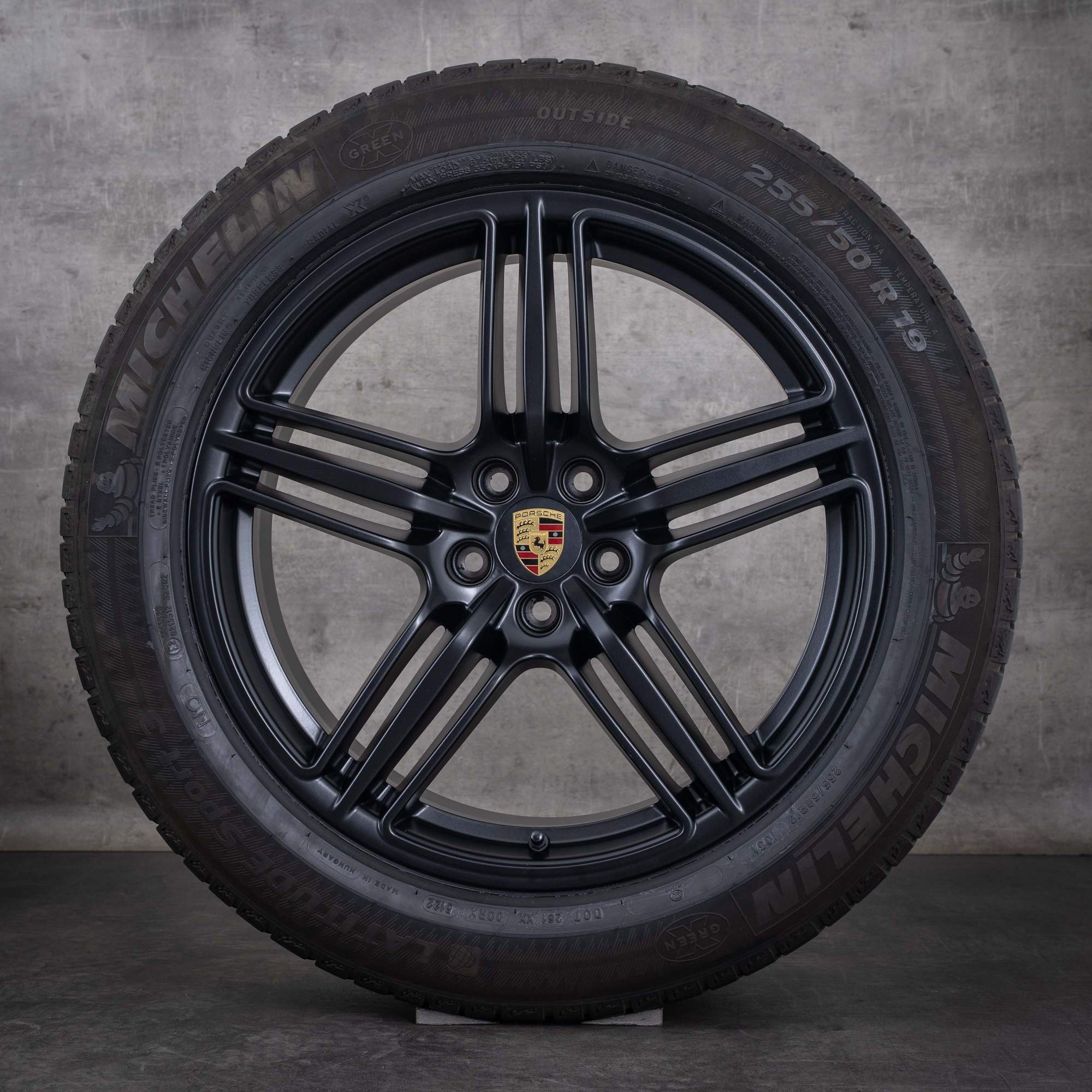 Original Porsche Macan I Felgen 19 Zoll Sommerräder 95B601025BD 95B601025BE schwarz matt