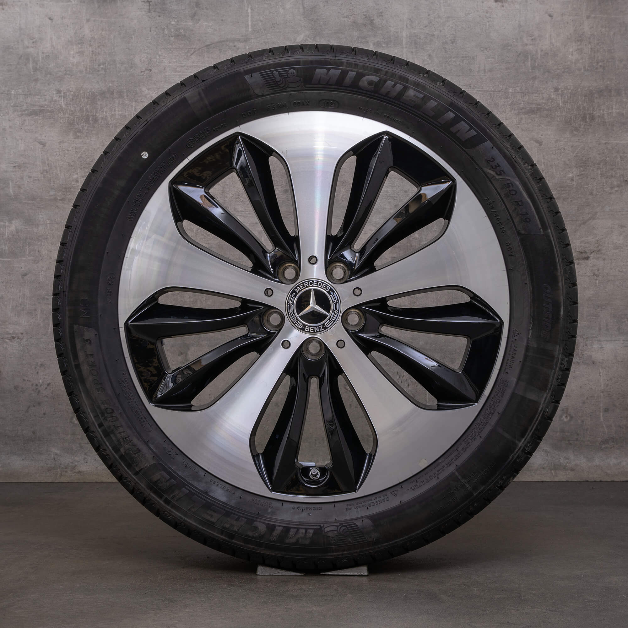 Orijinal Mercedes Benz GLA GLB kış jant lastikleri 19 inç H247 X247 jantlar A2474013600 siyah parlak tornalanmış