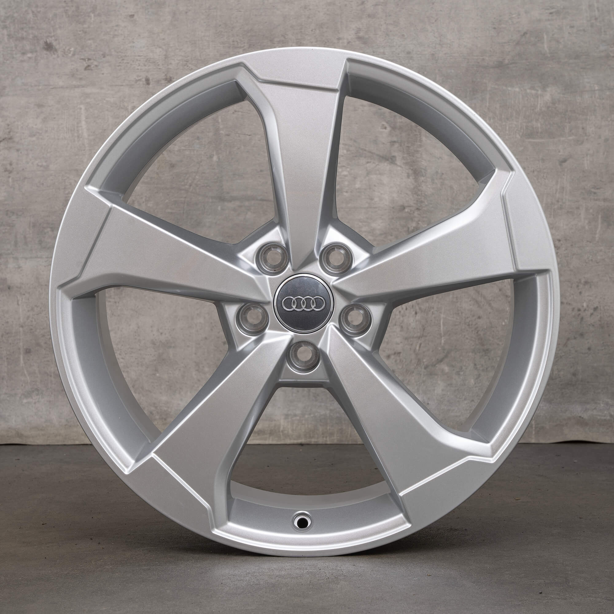 Audi A3 S3 RS3 8V jantes 19 pouces Rotor II argent 8V0601025CE NEUF