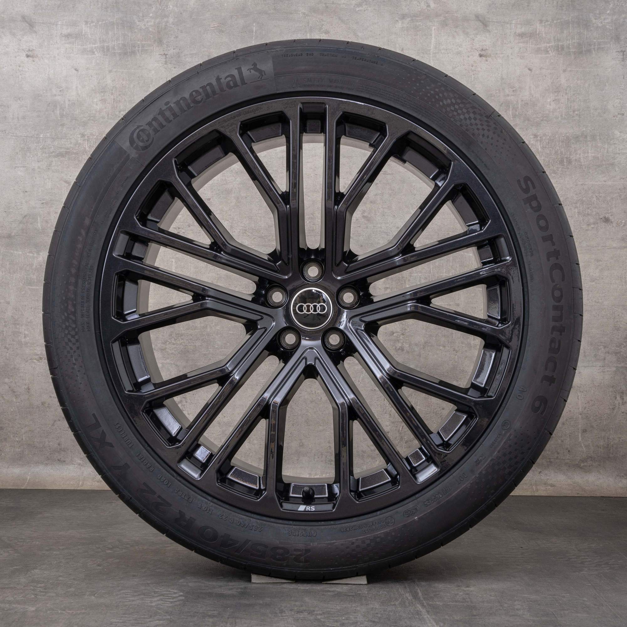 Original Audi Q8 SQ8 Felgen 22 Zoll 4M8 Sommerräder 4M8601025BP granit glanz