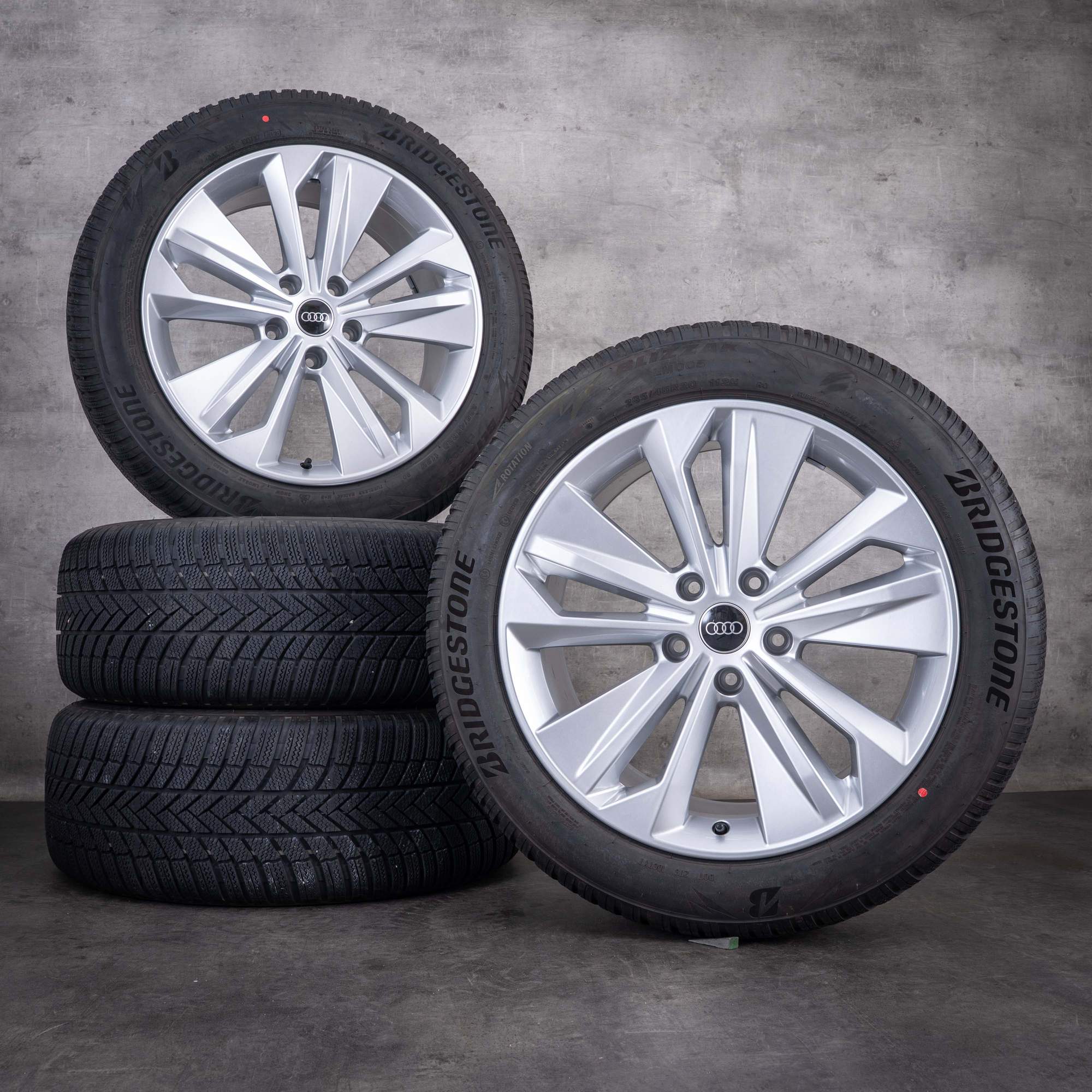 Oryginalne koła zimowe do Audi Q6 SQ6 e-tron felgi 20 cali GF FLAX 85H601025BP 85H601025BQ srebrne
