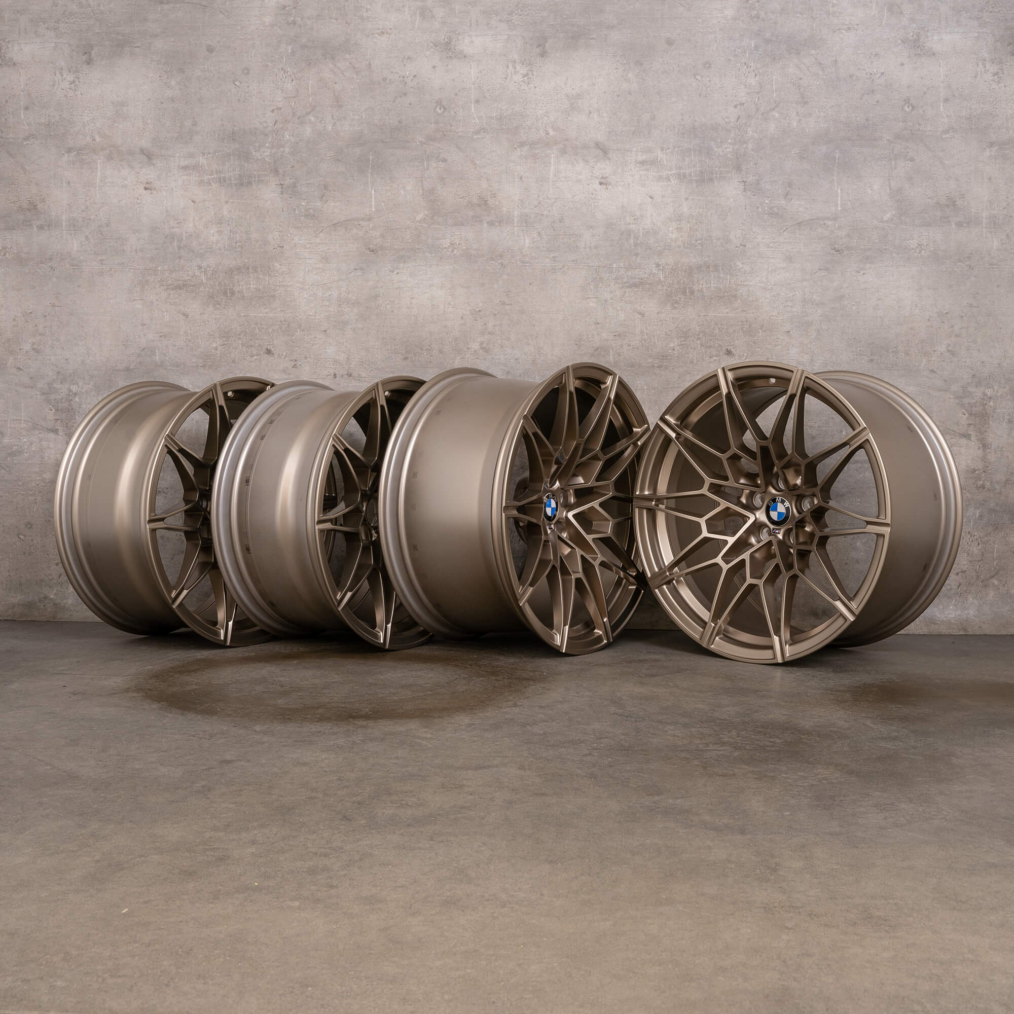 Original BMW M3 M4 felger 19 20-tommers G80 G81 G82 G83 Styling 826 M 8093836 8093839 gull matt NY