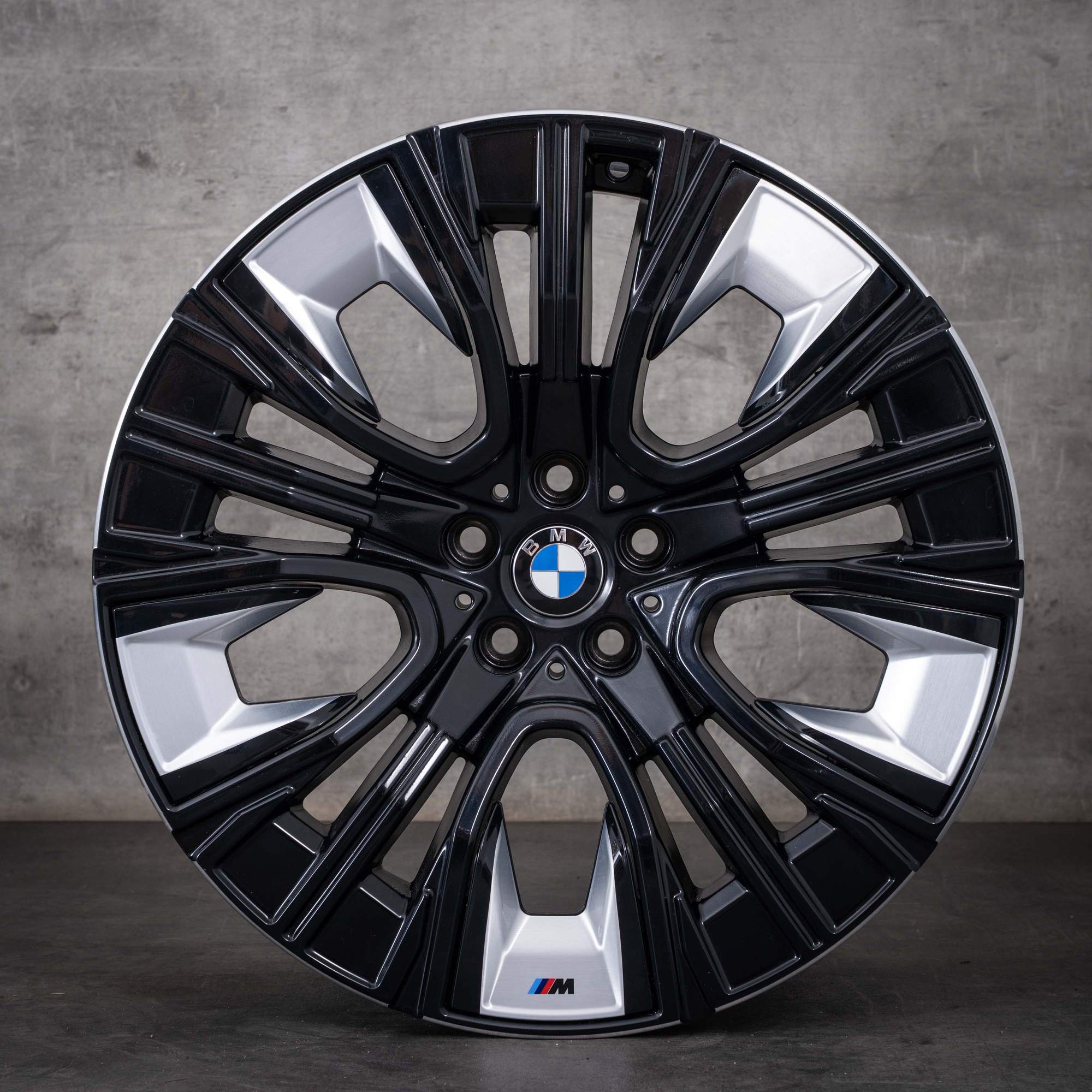 OEM BMW 7 Series i7 X3 20-inch rims G70 G45 Styling 906 M 5A6F117 5A6F118 Gloss Black