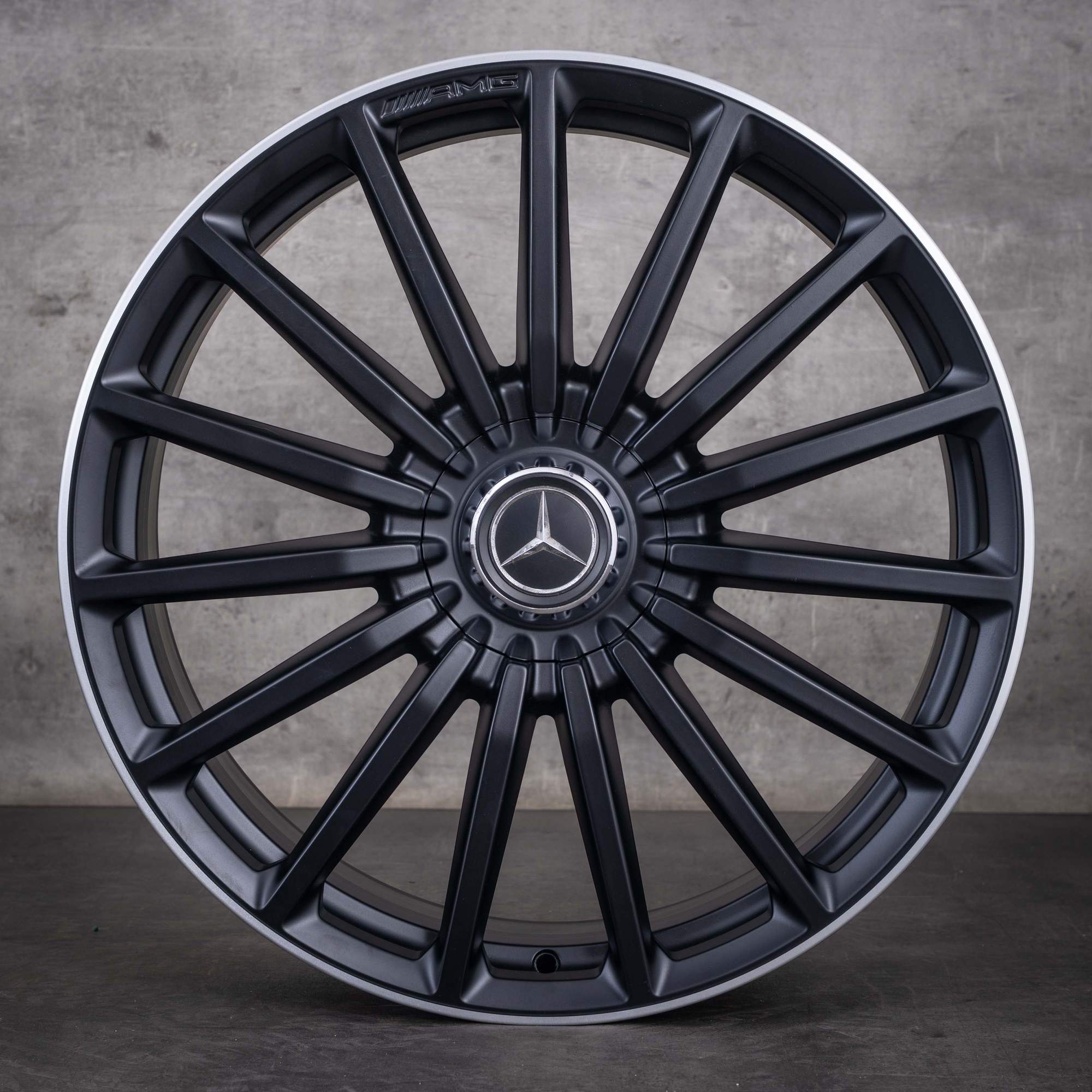 Originele Mercedes-Benz GLA GLB 35 45 AMG velgen 21 inch X247 H247 A2474012200 matzwart diamond cut