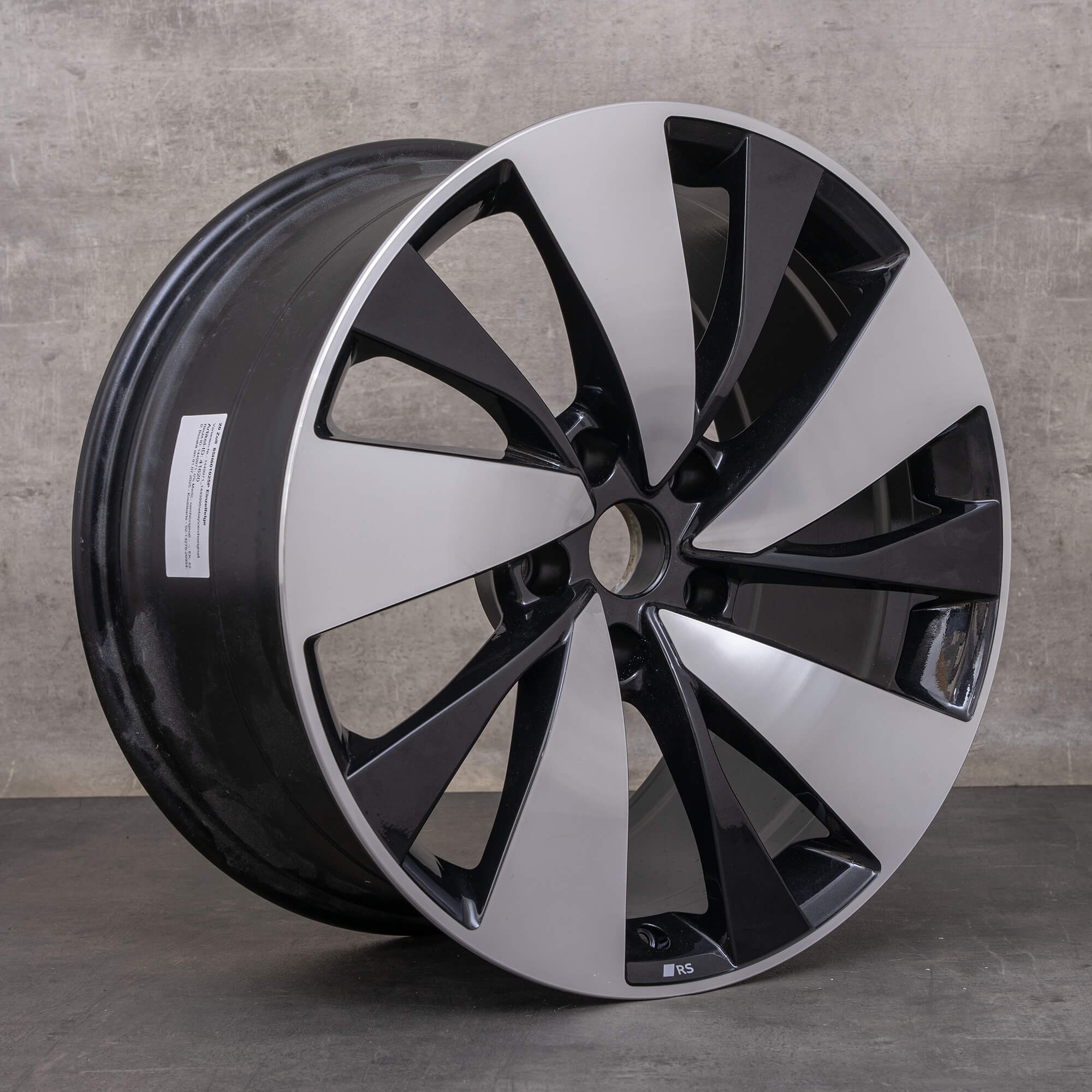 Genuine Audi Q6 SQ6 e-tron Rueda 20 pulgadas GF 85H601025Q negro alto brillo eje trasero