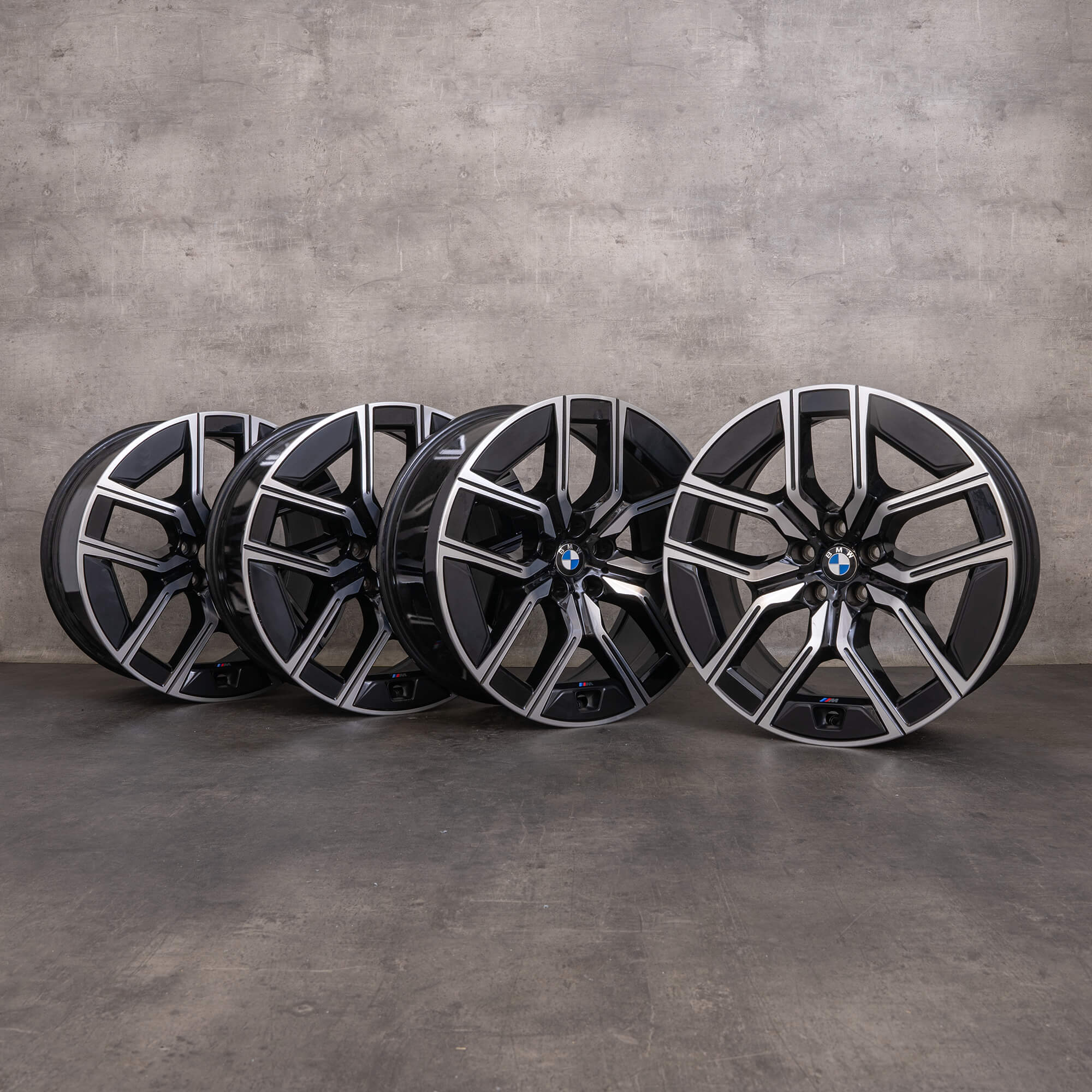 Jantes originais BMW Série 7 i7 de 20 polegadas G70 Styling 907 M 5A19DE8 5A19DE9 preto brilhante torneadas