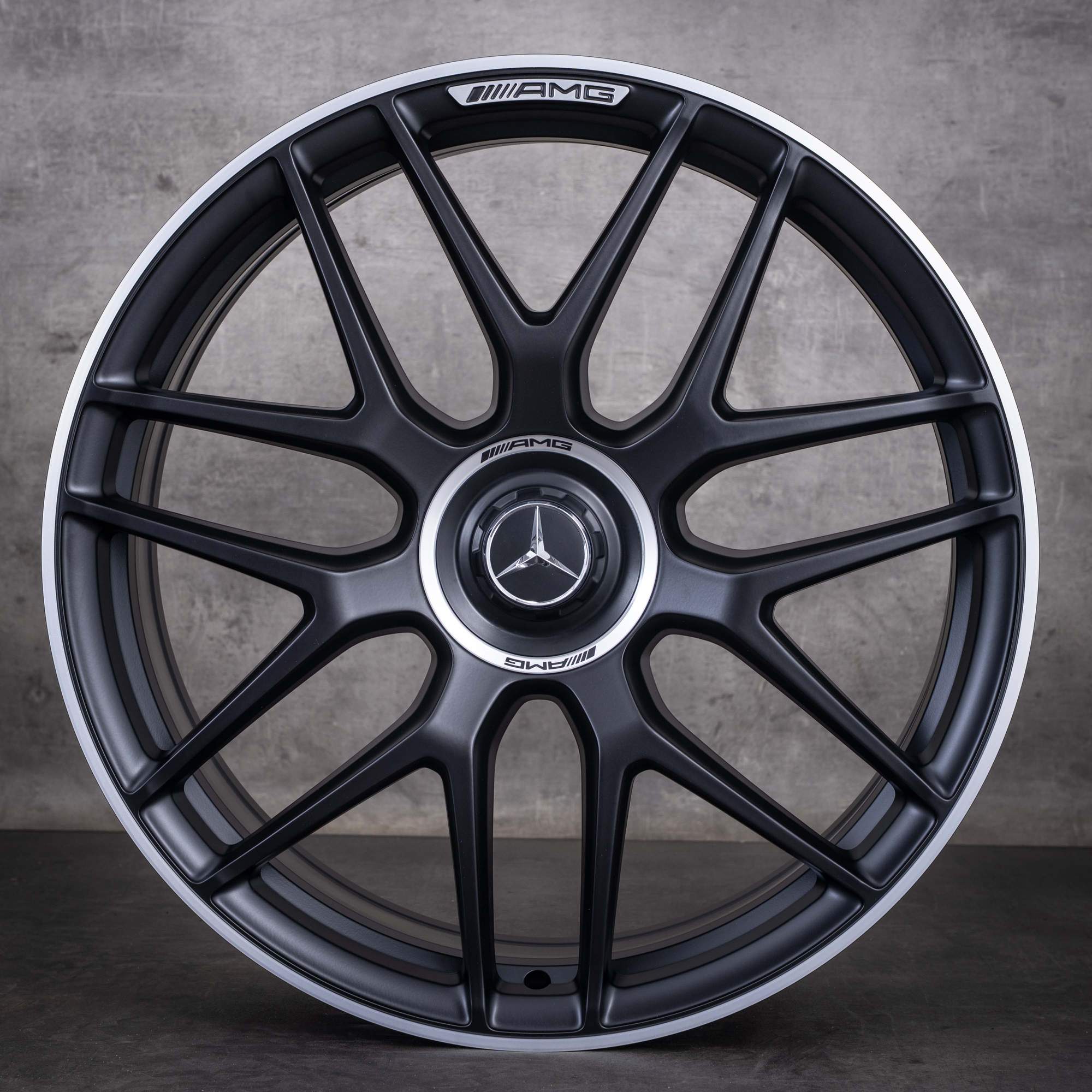 Original AMG GLE Felgen 22 Zoll W167 A1674015601 A1674015701 Kreuzspeichen-Design schwarz seidenmatt glanzgedreht NEU