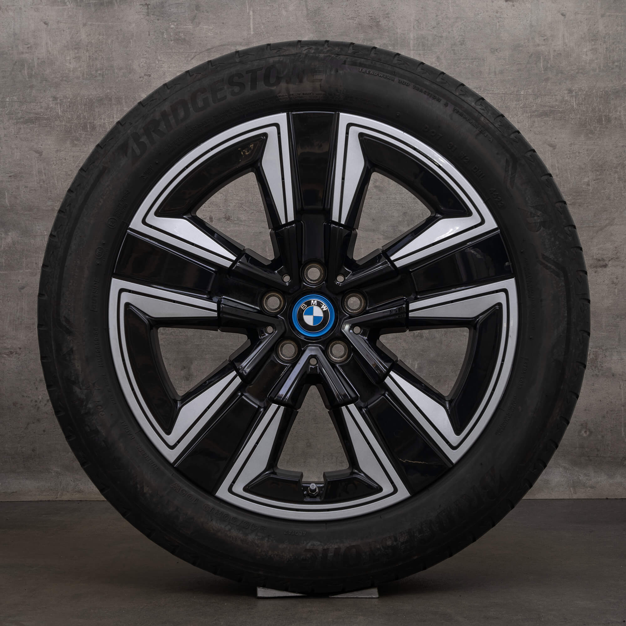 Originale BMW iX3 fælge 19 tommer G08 sommerhjul 6895627 842 kulsorte sommerdæk