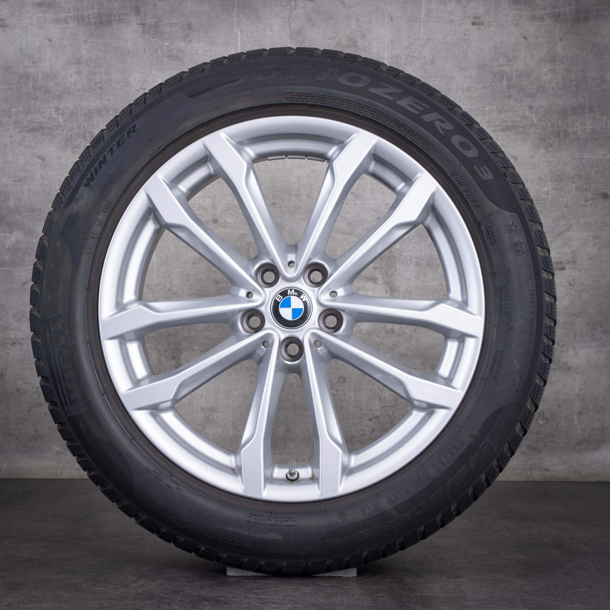 Pneus de inverno originais BMW X3 X4 de 19 polegadas modelos G01 G02 estilo 691 6877325 prateadas brilhantes