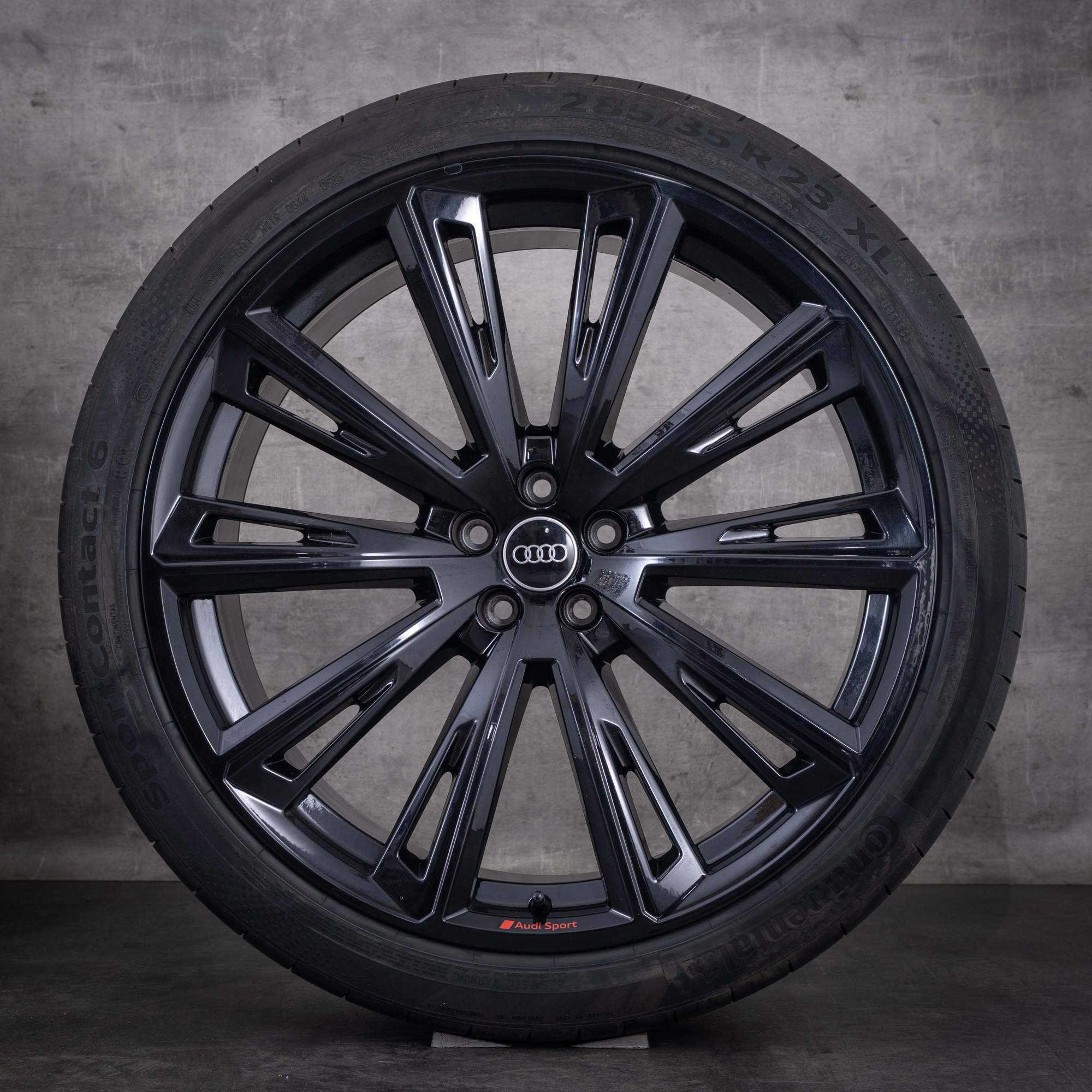 Original Audi Q8 SQ8 Felgen 23 Zoll 4M8 Sommerräder Trapezoid 4M8601025R schwarz glanz