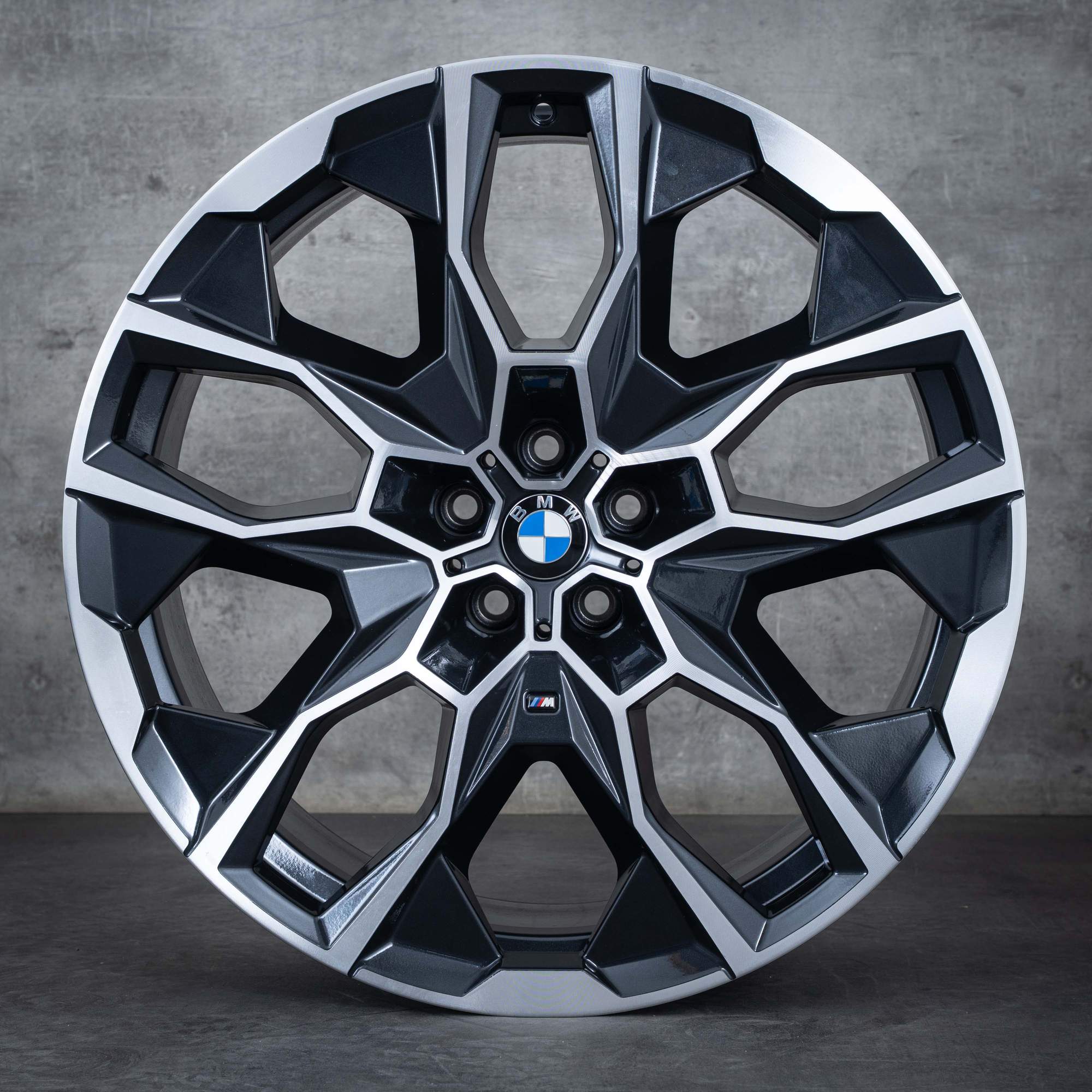 Originale BMW X7 felger 22 tommers G07 Styling 913 M 6895935 6895936 orbitgrey frontpolert dreid