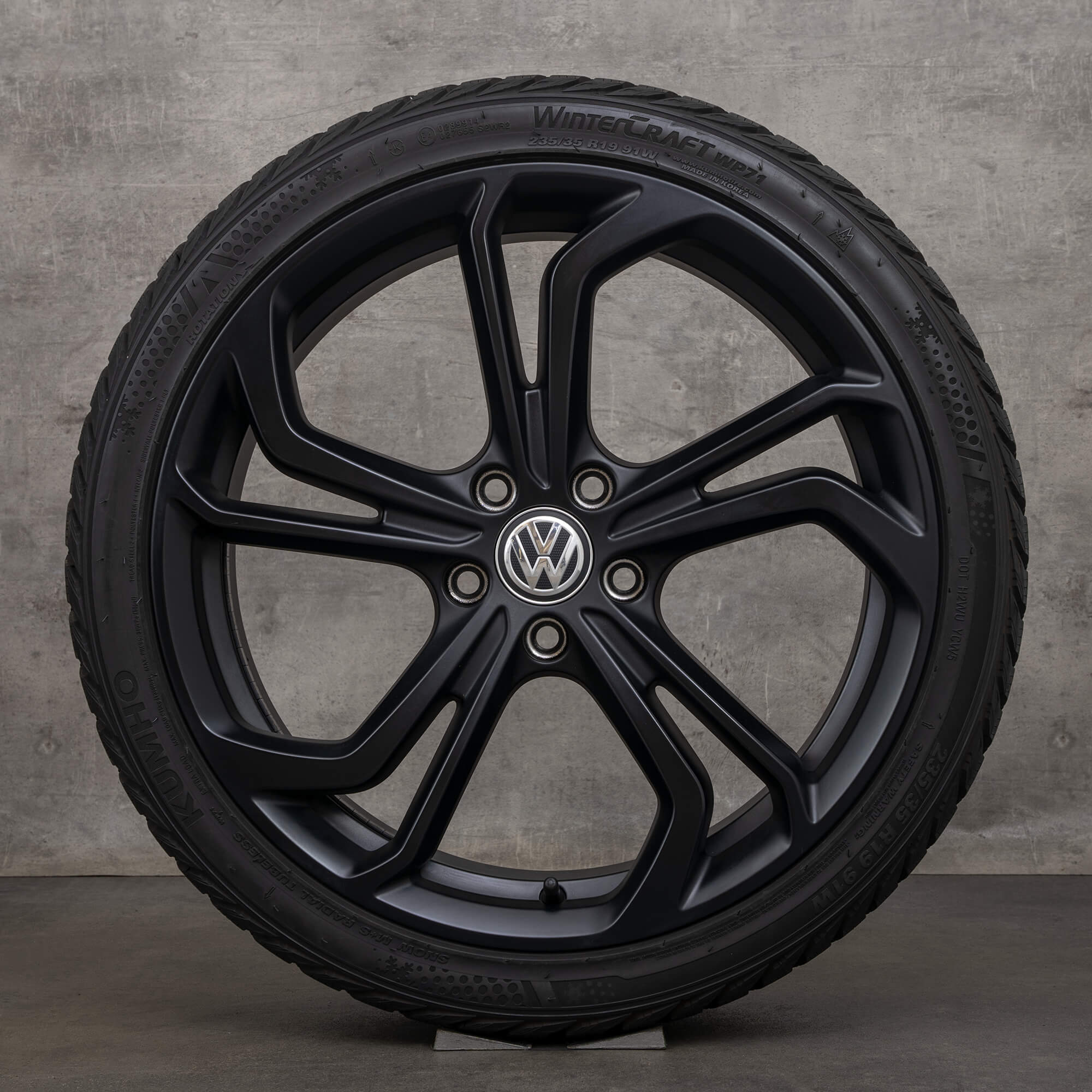 Volkswagen VW Golf 7 VII winter wheels tires 19 inch rims Reifnitz 5G0601025EB