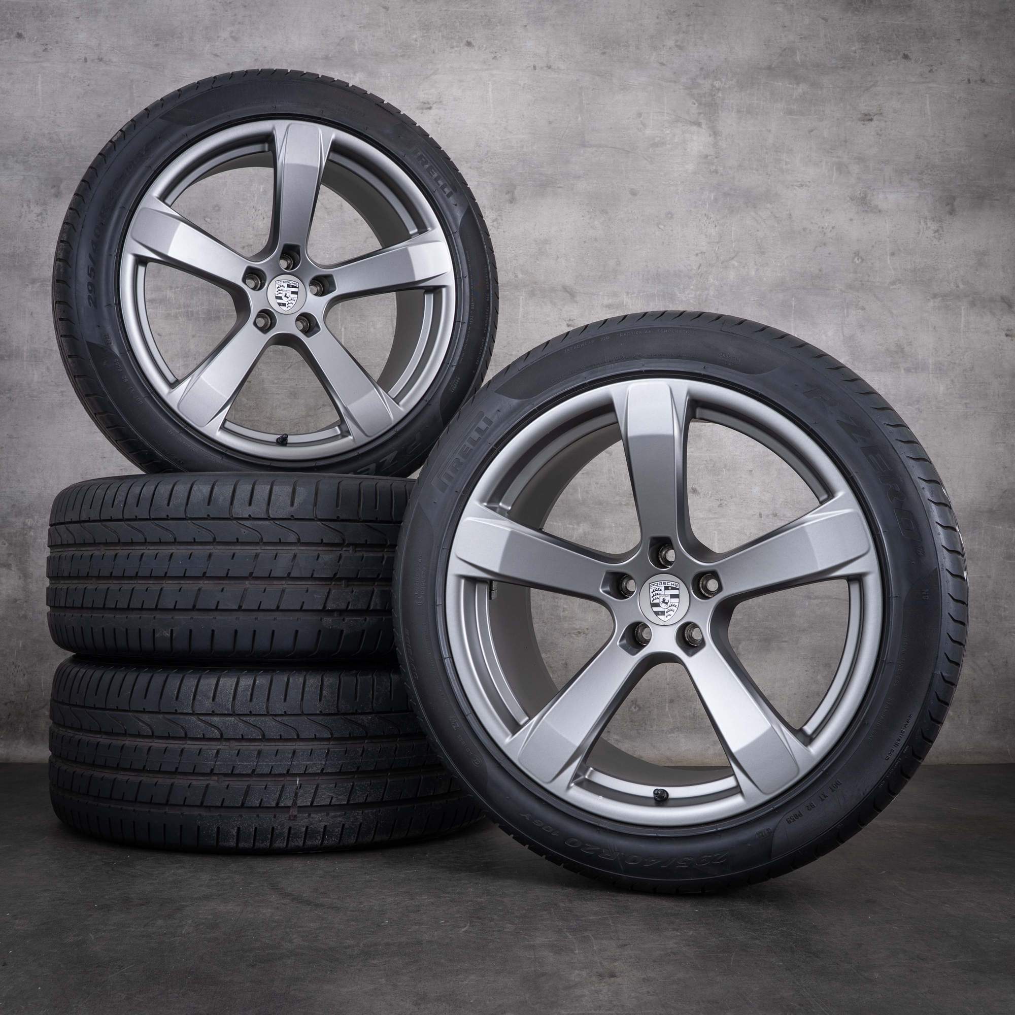 Oryginalne koła zimowe Porsche Macan III 20 cali felgi 95B044650C platynowo-srebrne matowe
