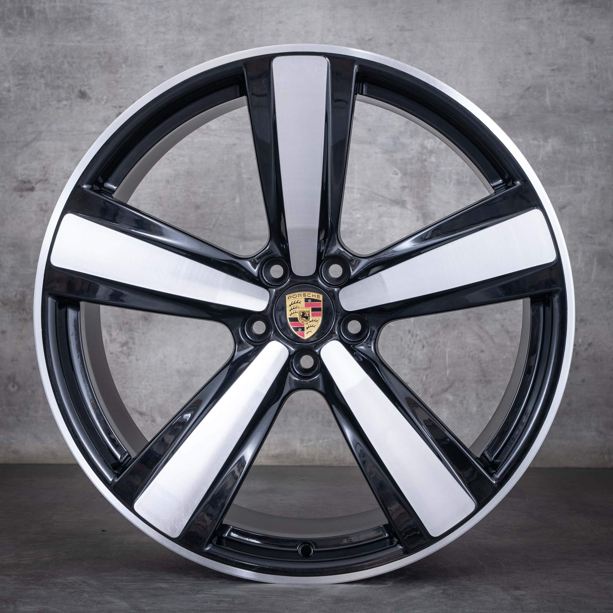 Oryginalne felgi Porsche Macan 21 cali III 95B601025FE 95B601025FF czarne polerowane