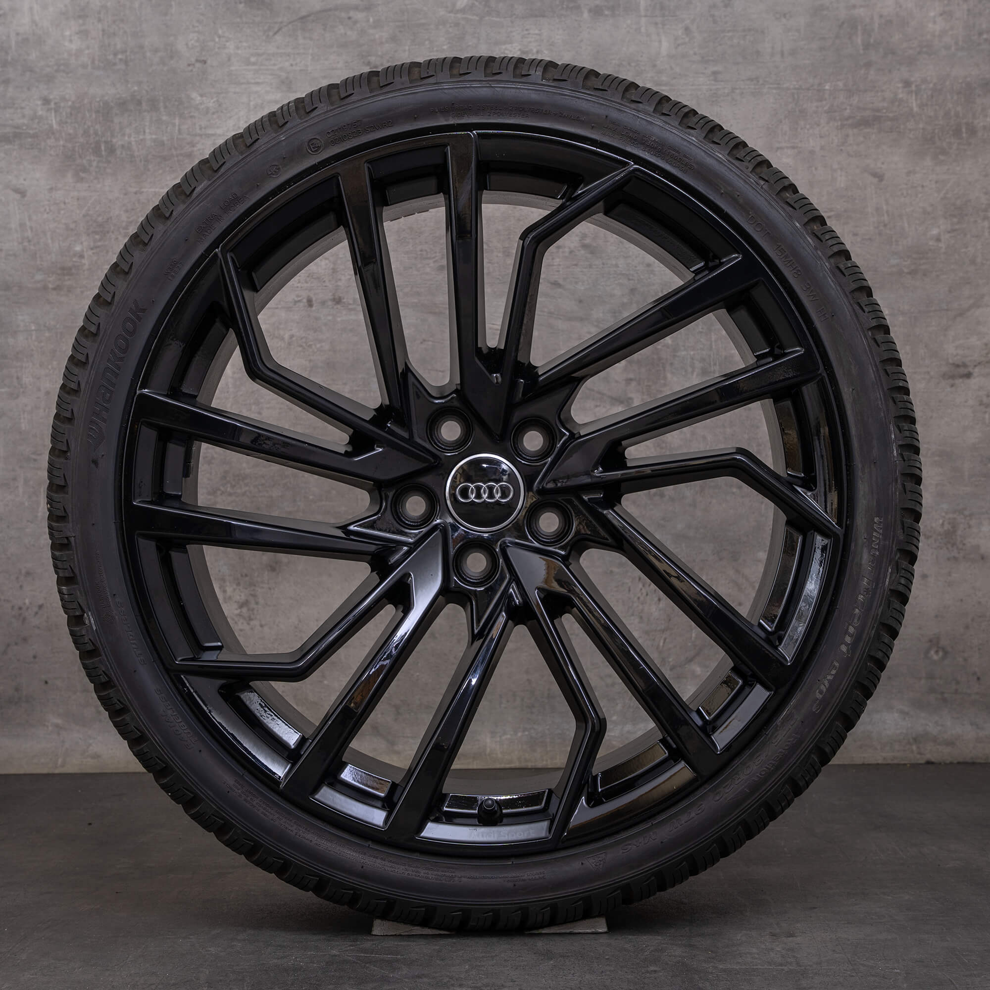 Original Audi RS4 RS5 Winterräder 20 Zoll B9 8W F5 Felgen 8W0601025FT schwarz glanz