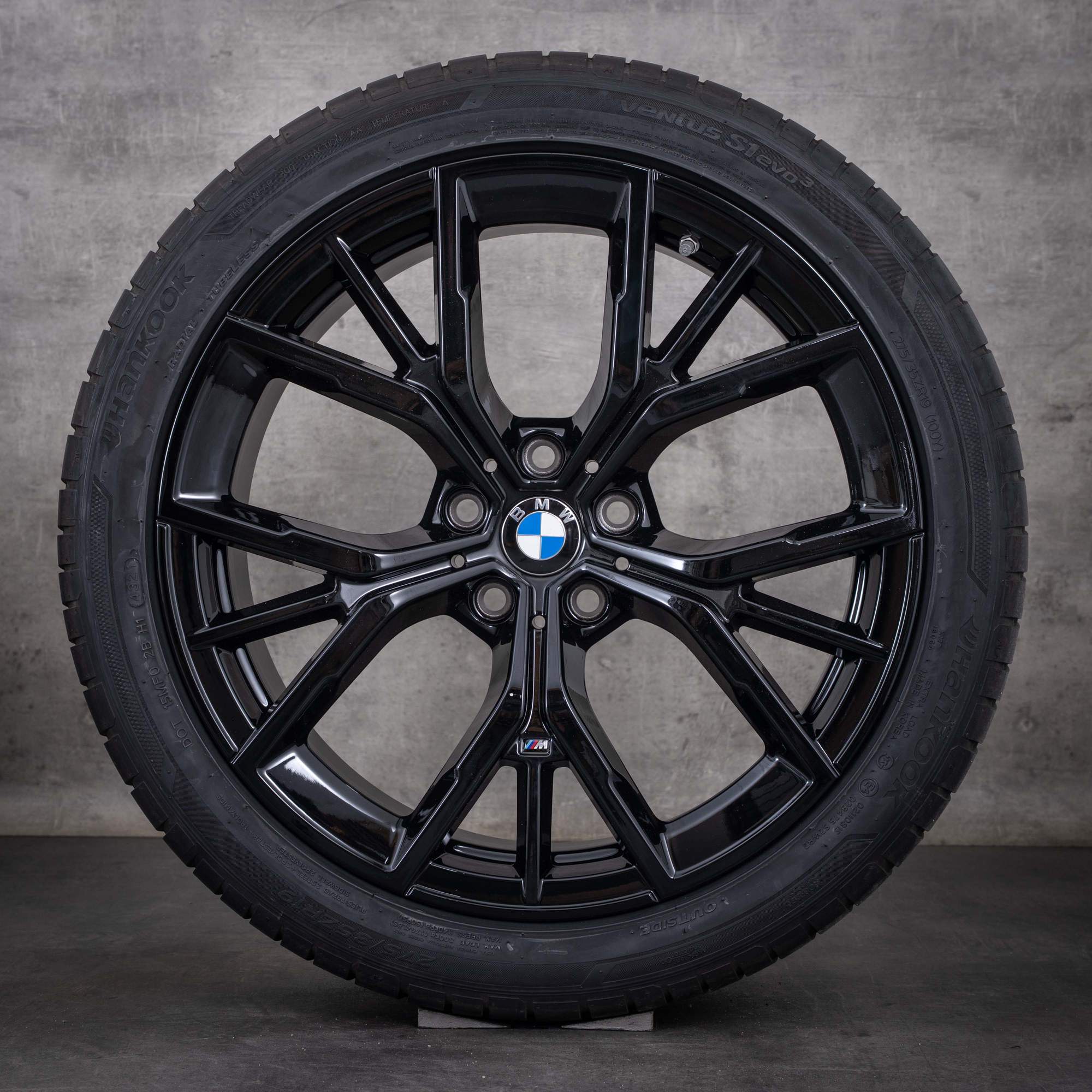 Originální disky BMW řady 5 19 palců G30 G31 letní kola styl 845 8747234 8747235 lesklá černá