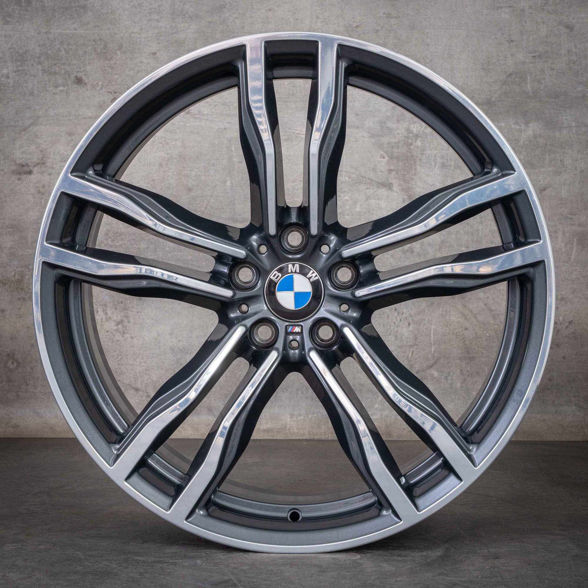Alkuperäiset BMW X5M X6M vanteet 21 tuuman F85 F86 Styling 612 M 2284652 2284653 orbit grey kiillotettu