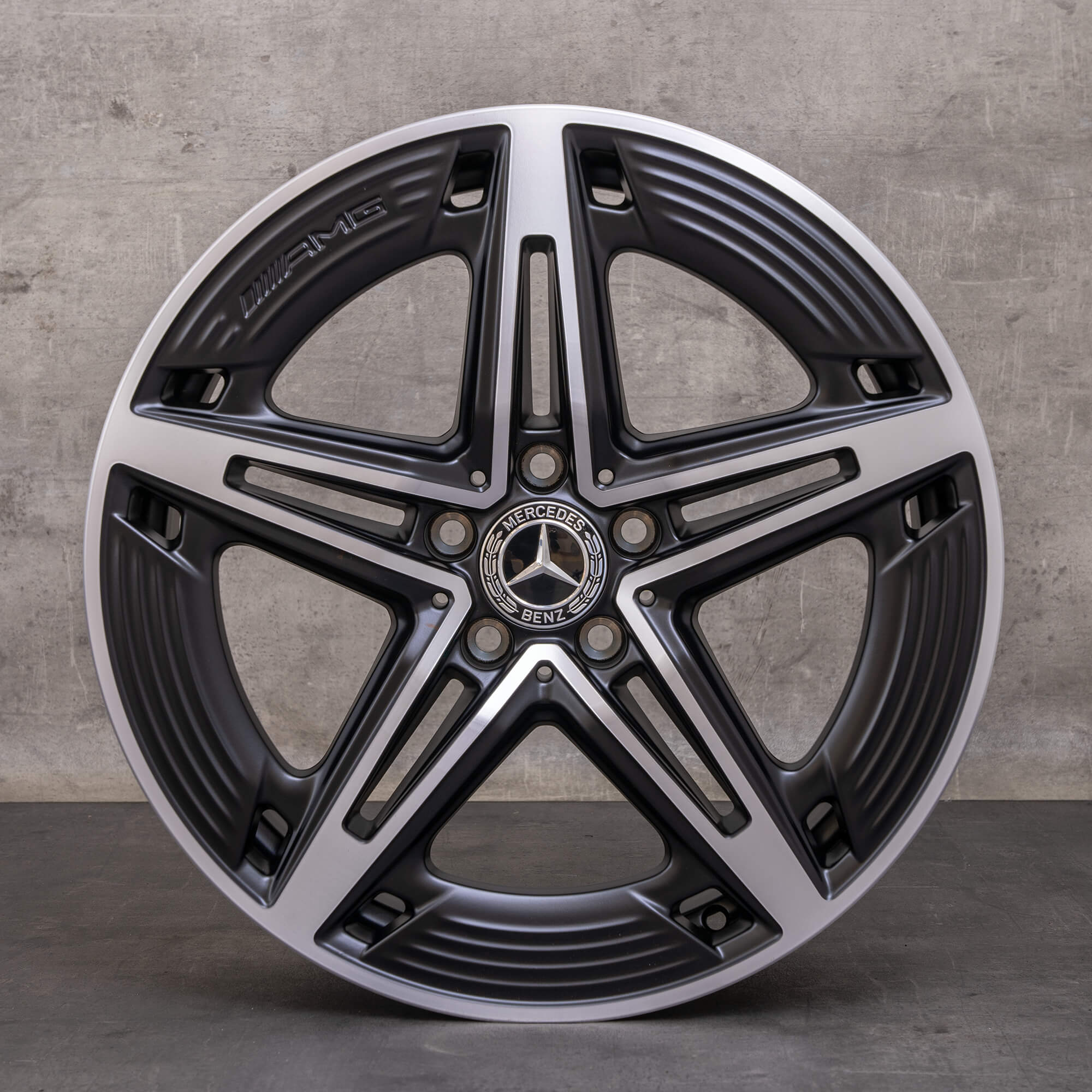 OEM Mercedes Benz CLA 35 AMG rims 19 inch Shooting Brake X118