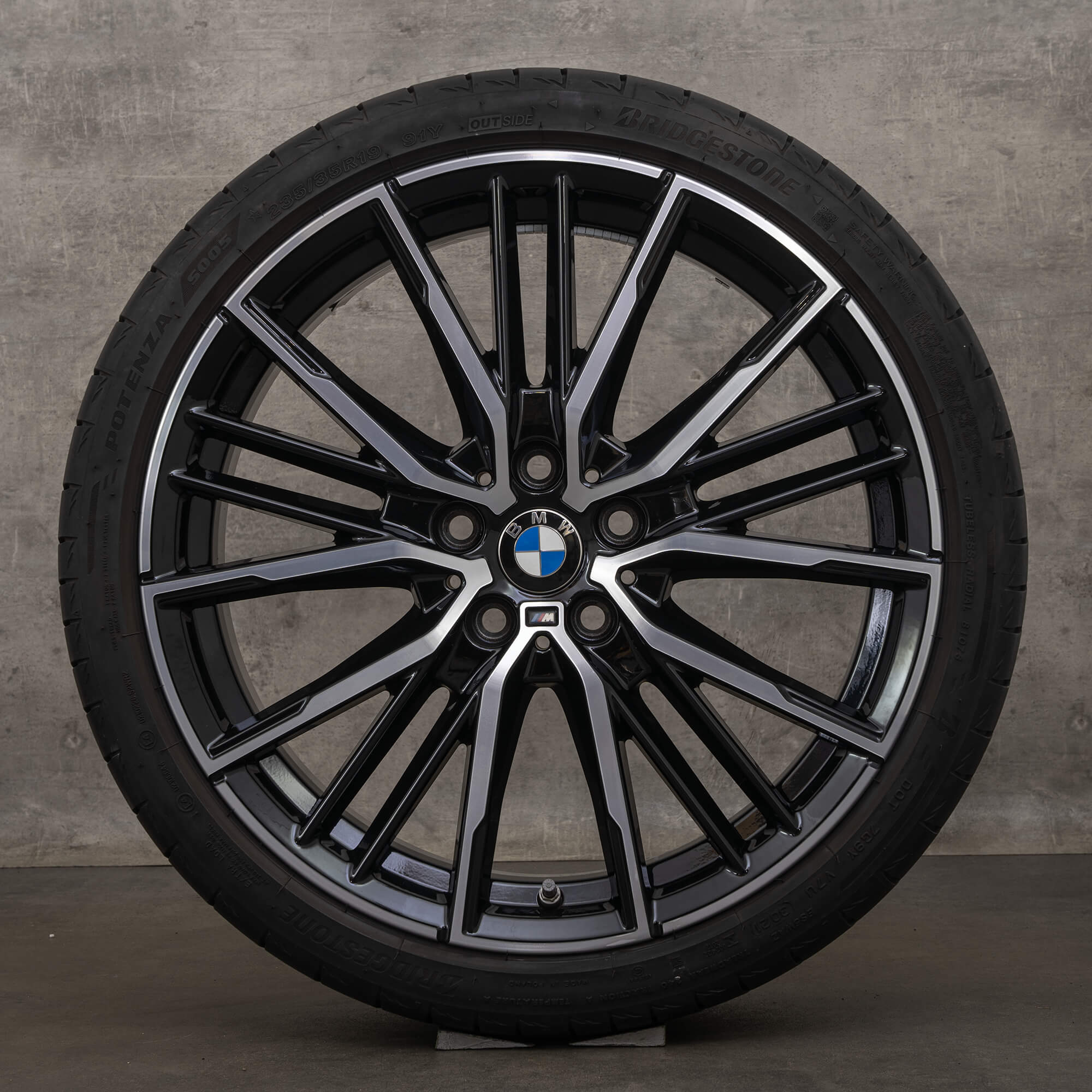 Cerchi invernali originali BMW Serie 1 2 Cerchioni da 19 pollici F40 F44 styling 552 M 8092356 nero lucido