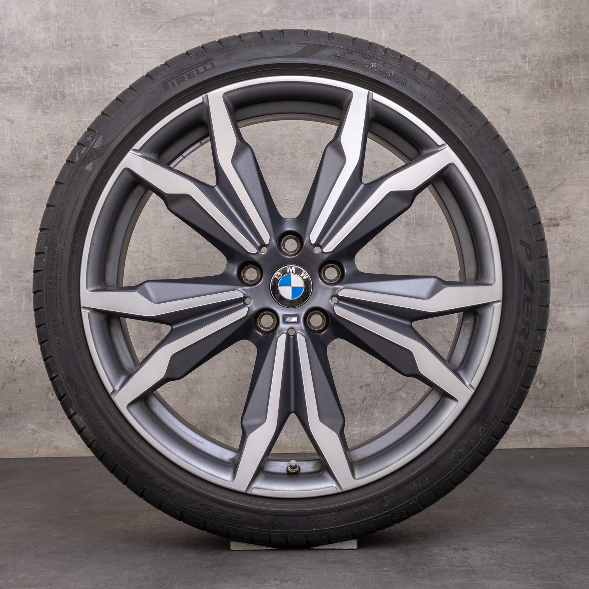 BMW X1(F48),X2(F39) 純正20インチ 717M キズ有