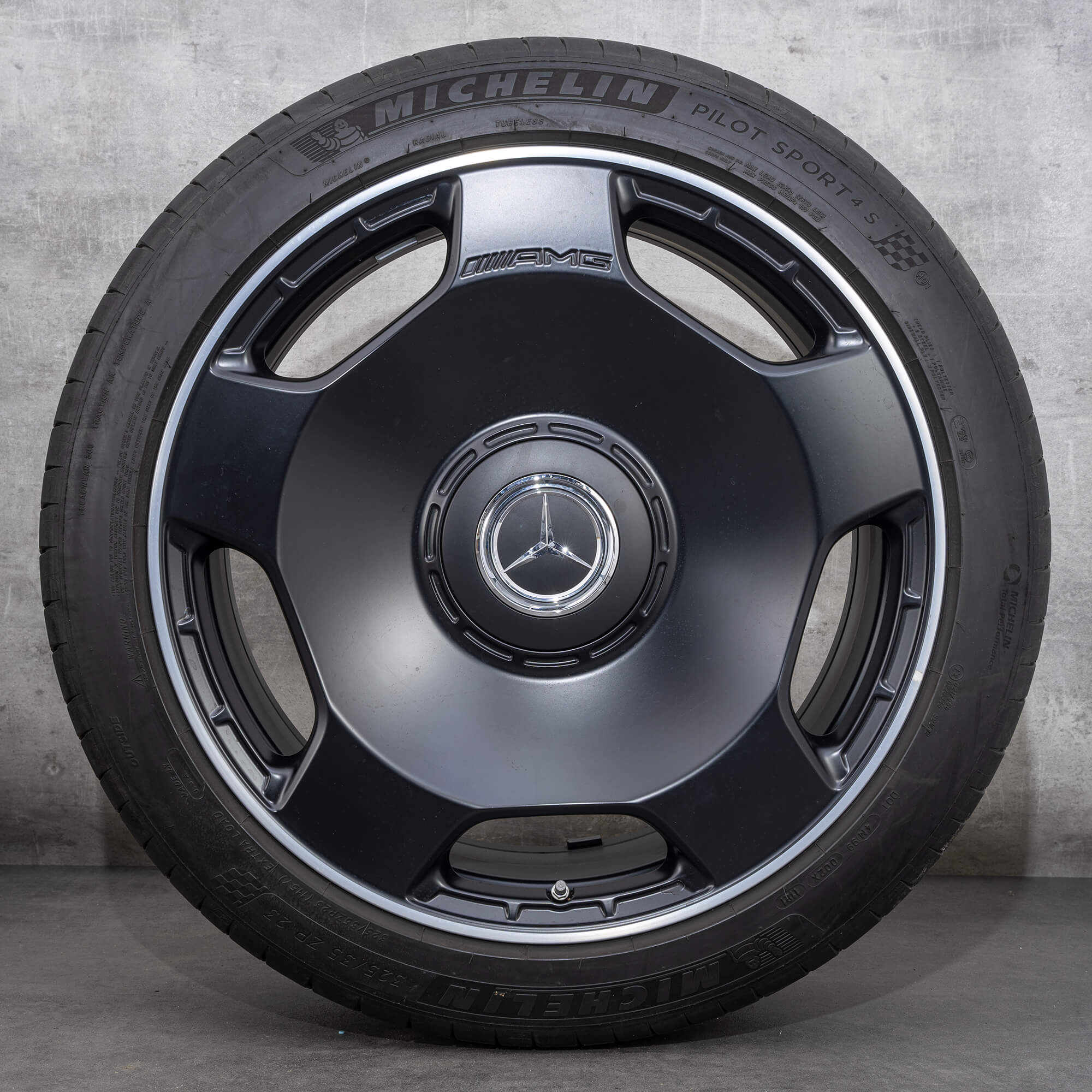 AMG 23 inch rims Mercedes Benz GLS63 X167 summer tires summer wheels